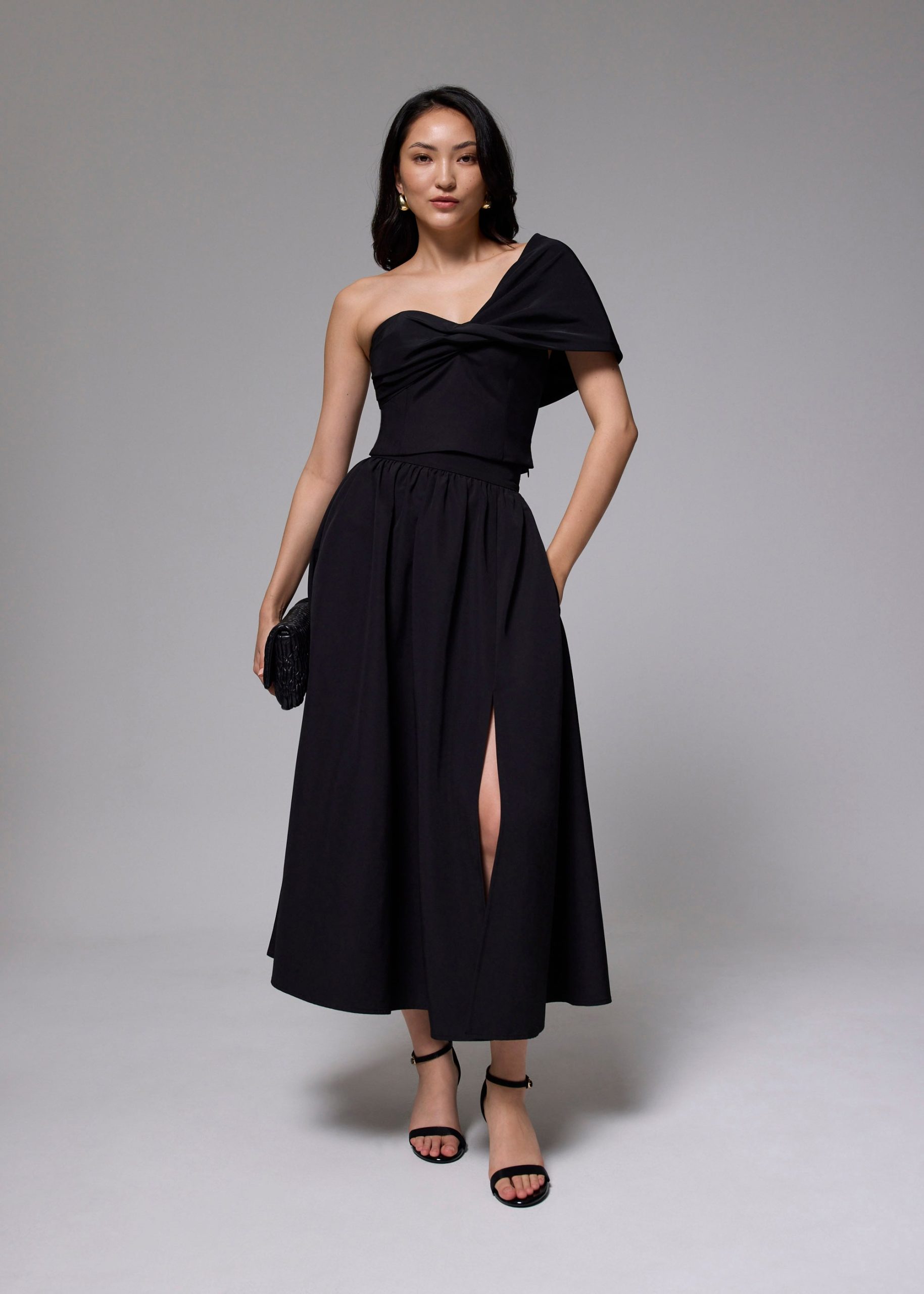BraFree by LB Asymmetric Front Twist Top - Image 4