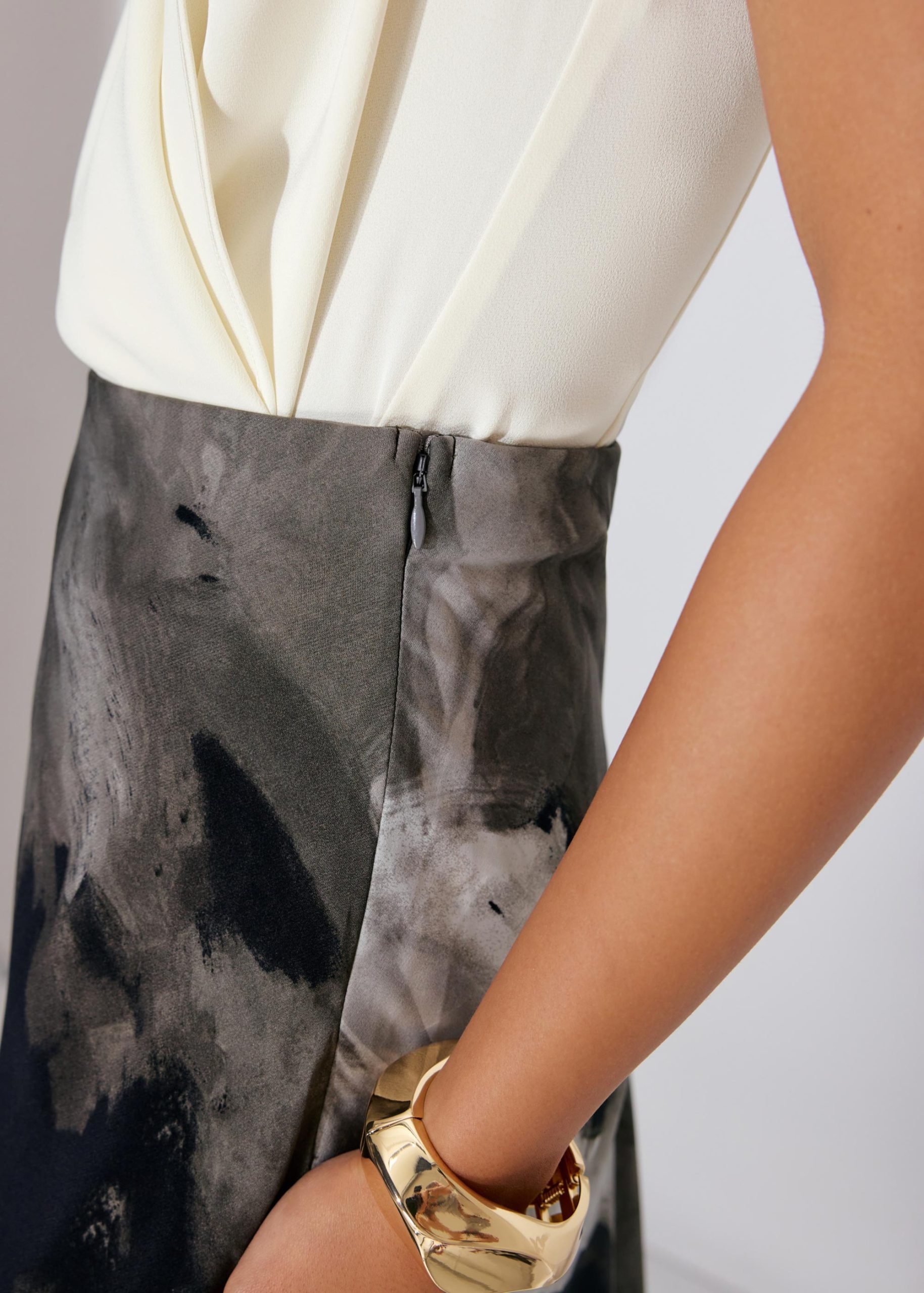 Indah Satin Skirt - Image 19