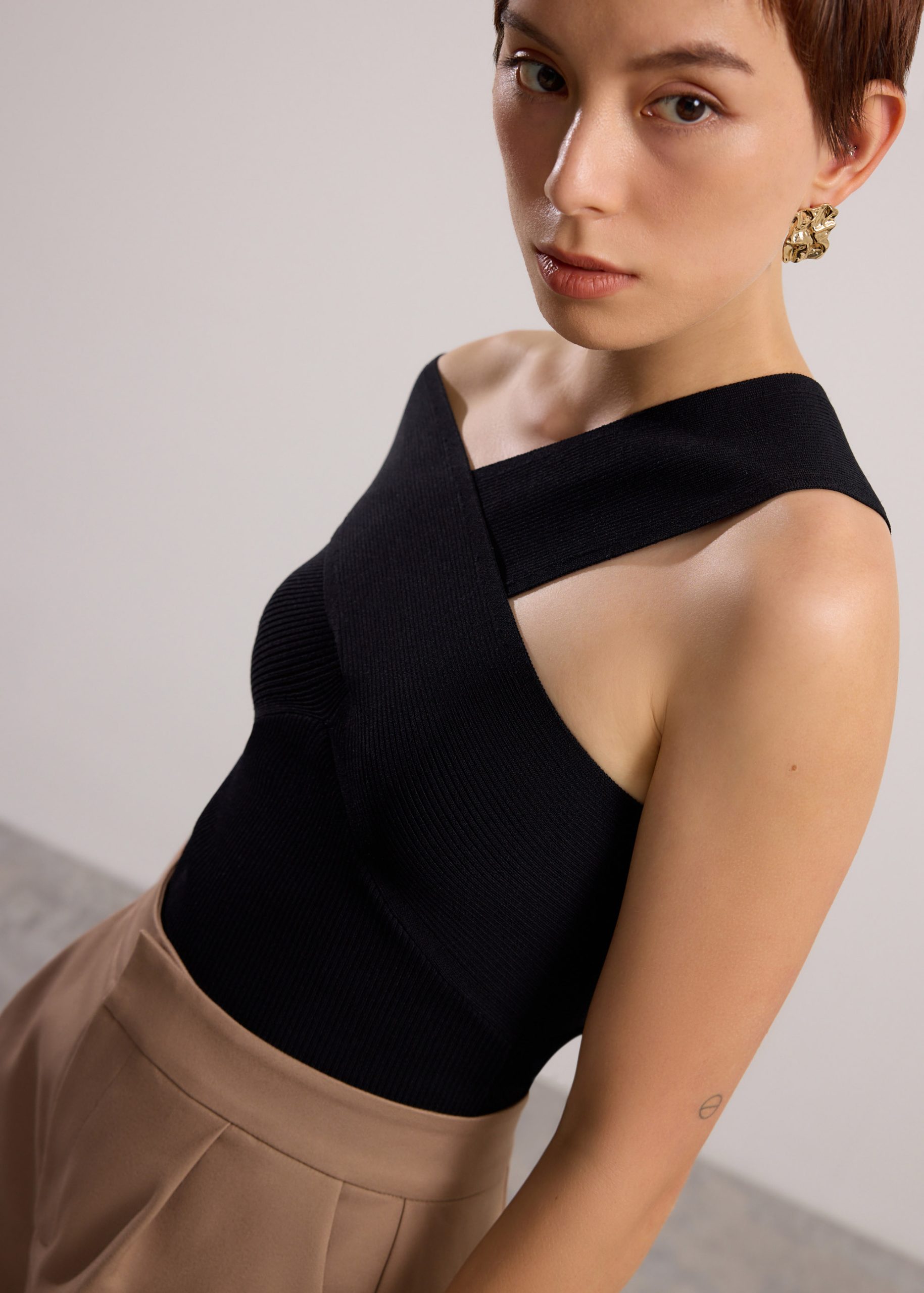 Aditi Multi-way Cross Over Knit Top - Image 4