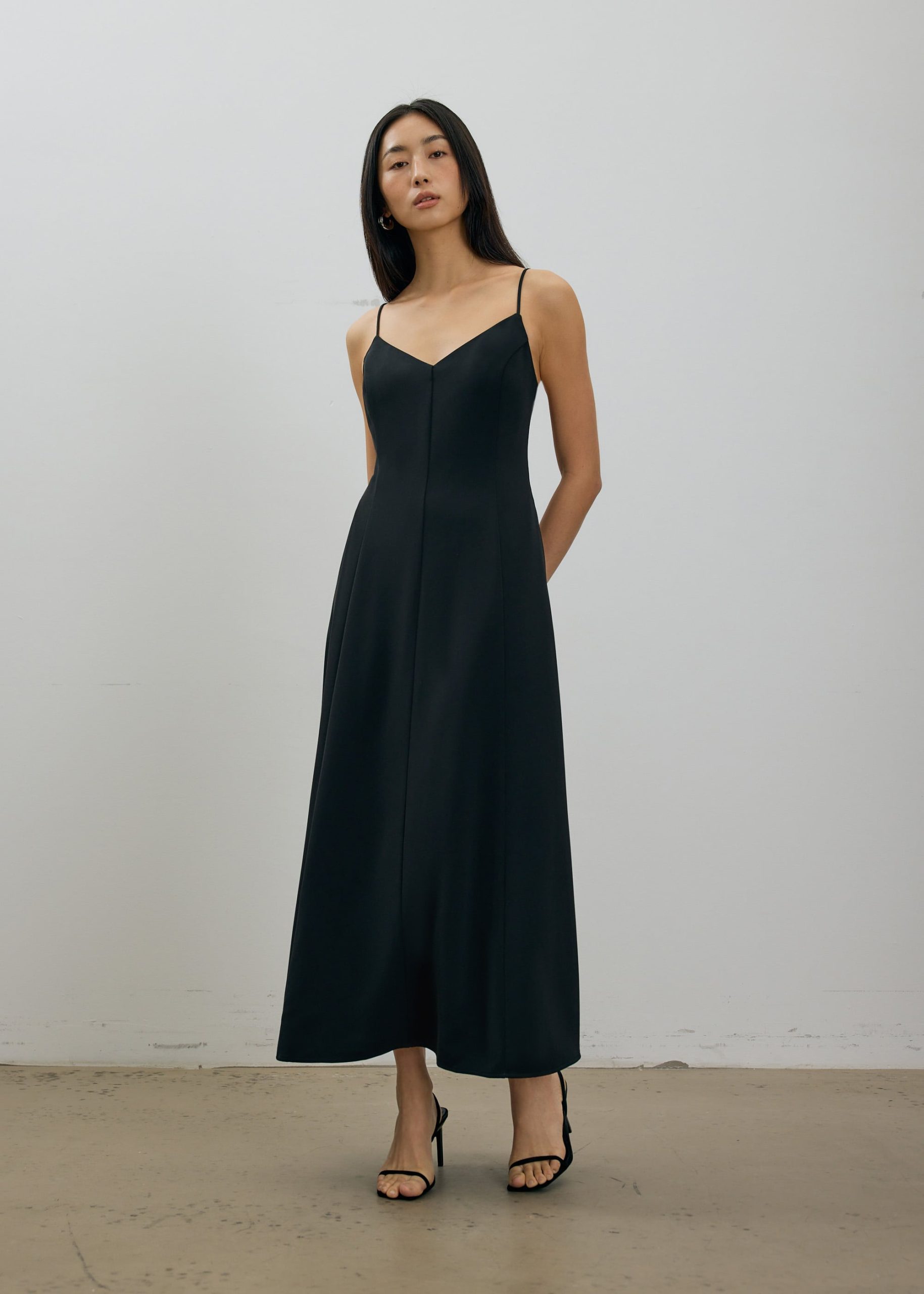 BraFree by LB Mara Panelled A-line Maxi Dress - Image 3