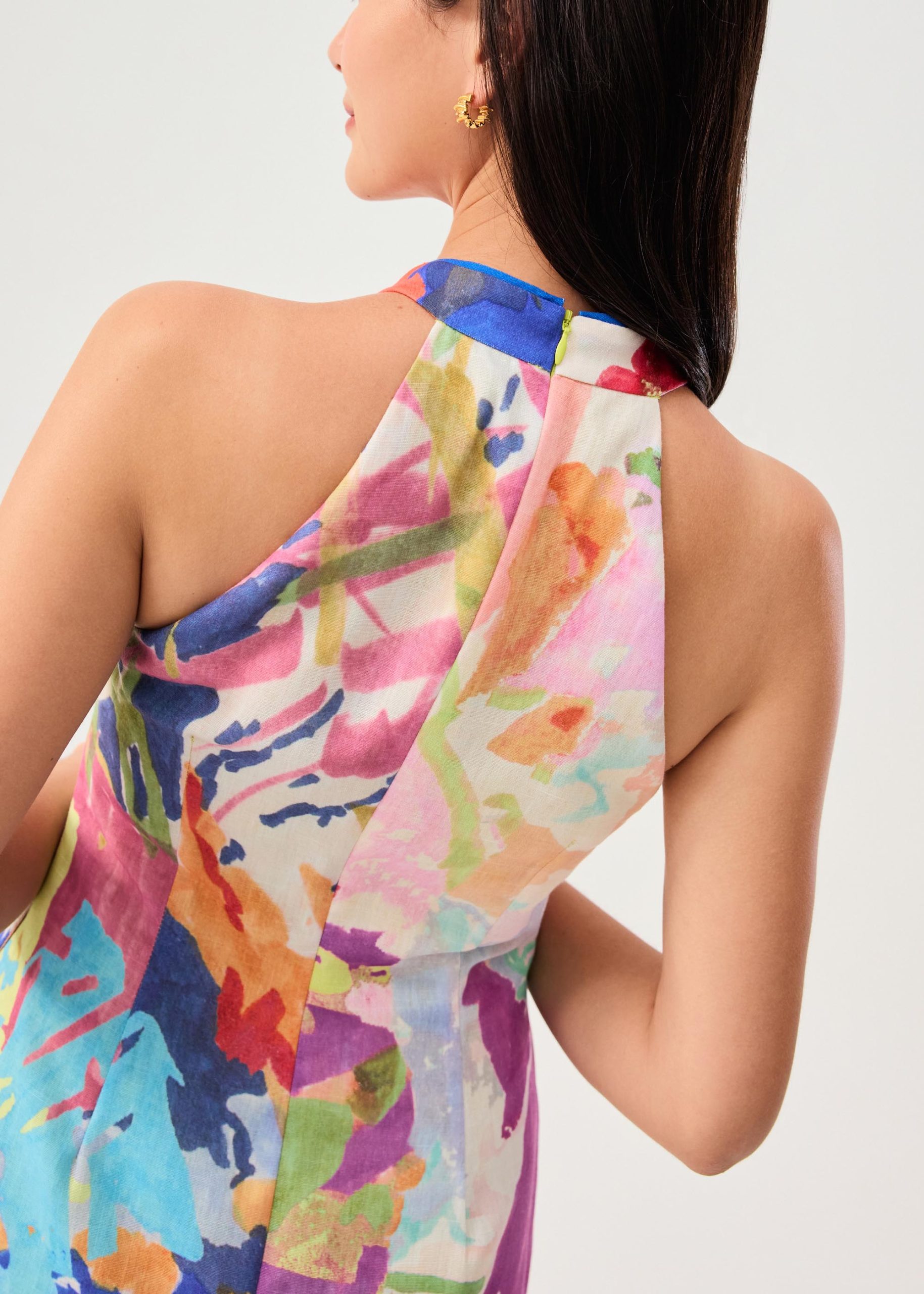 Side Slit Column Midaxi Cheongsam in Vivid Blooms - Image 4