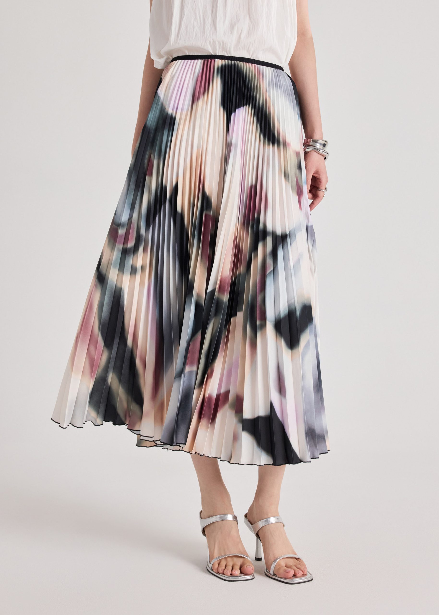 Wei Printed Pleated Skirt - Image 2