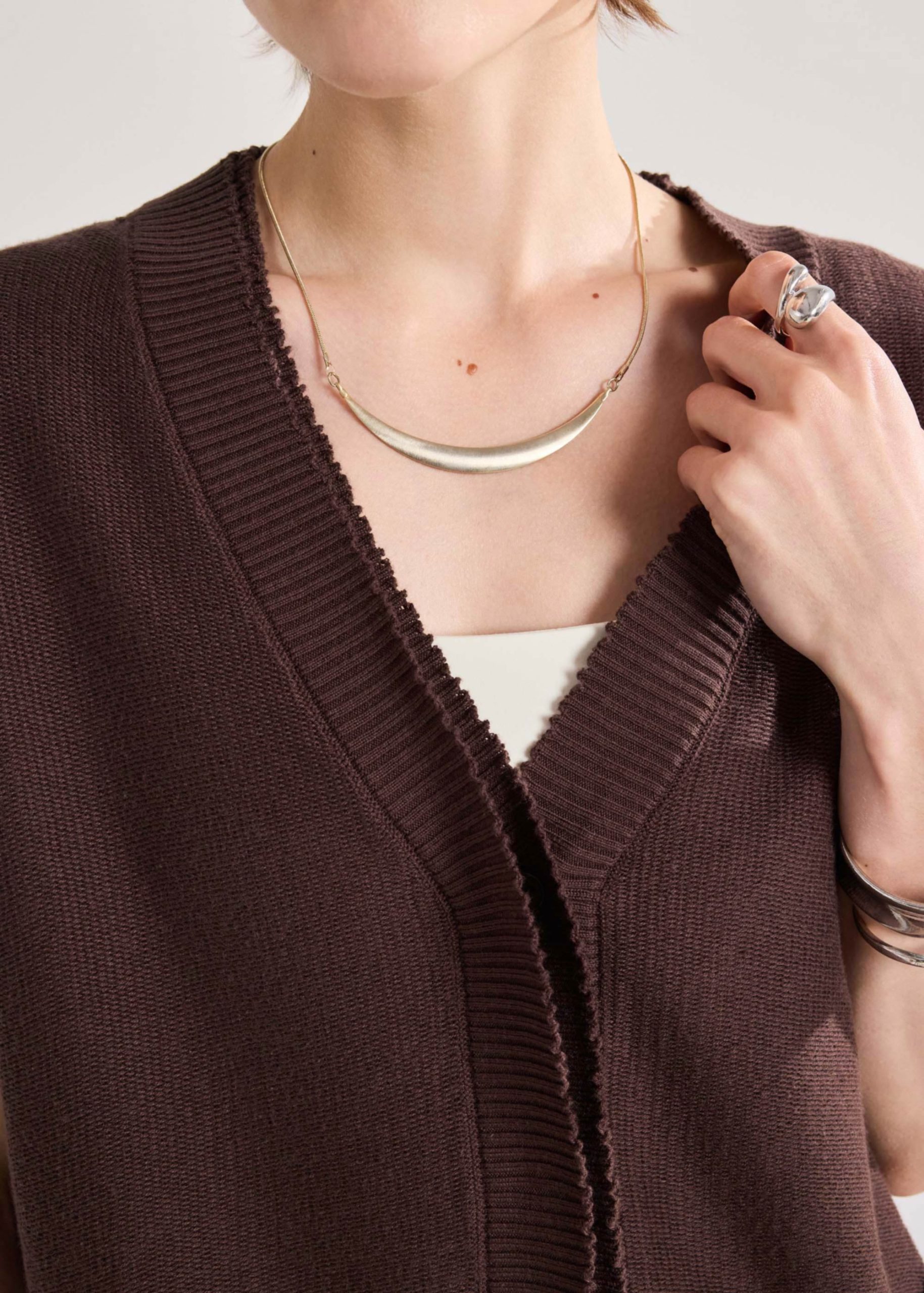 Oversized Knit Vest - Image 10