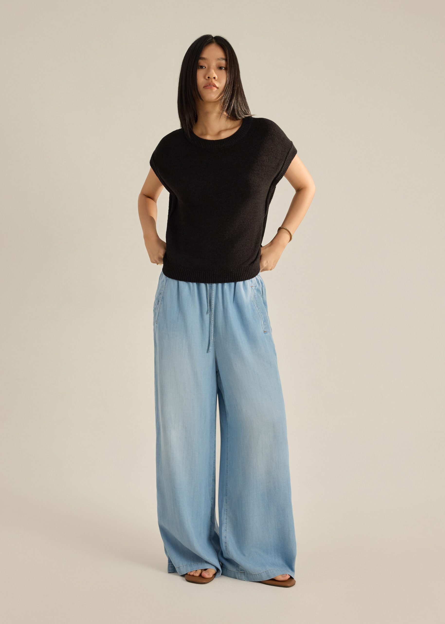 Knit Relaxed Round Neck Top - Image 3