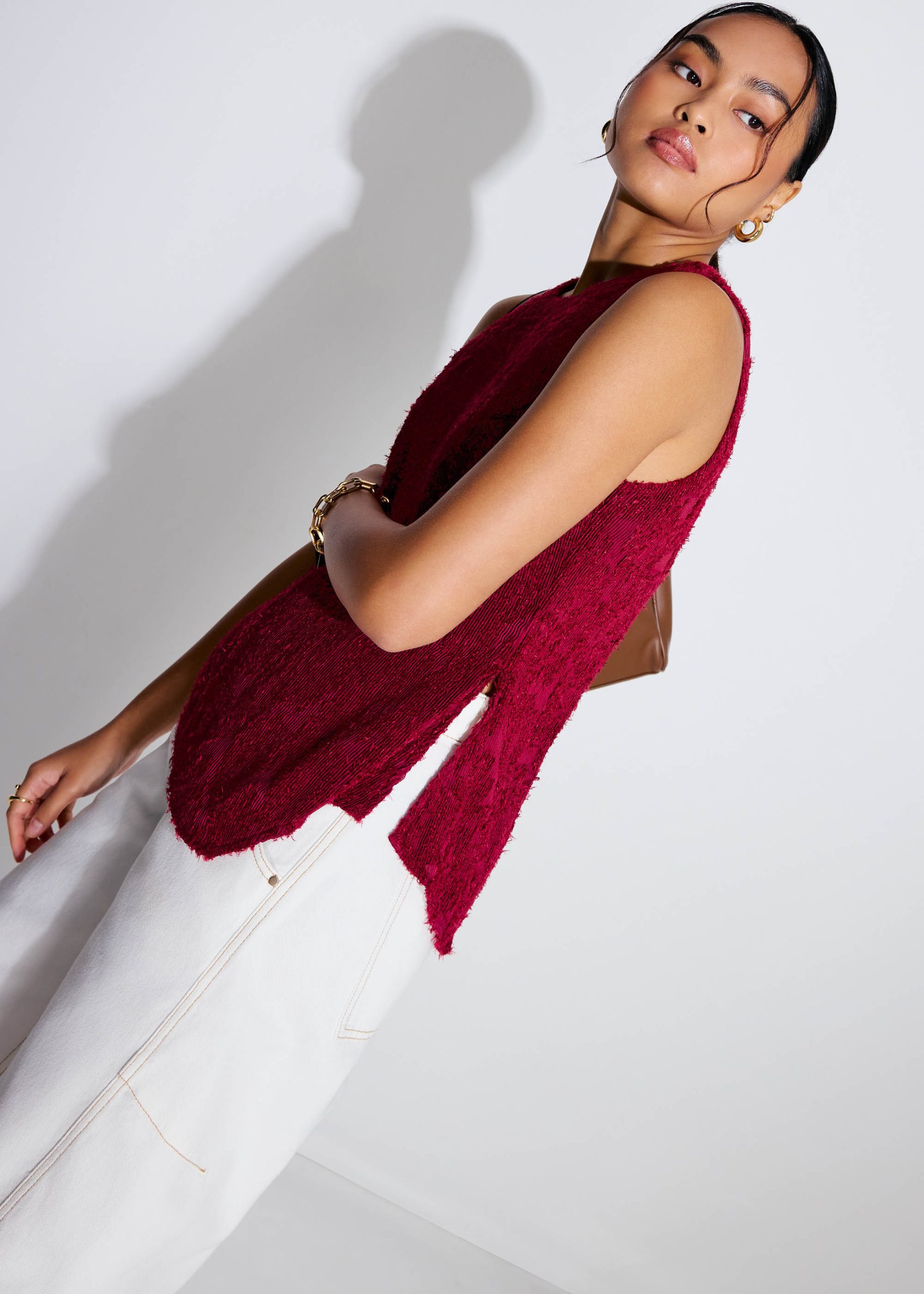 Faye Textured Asymmetric Hem Round Neck Top - Image 17