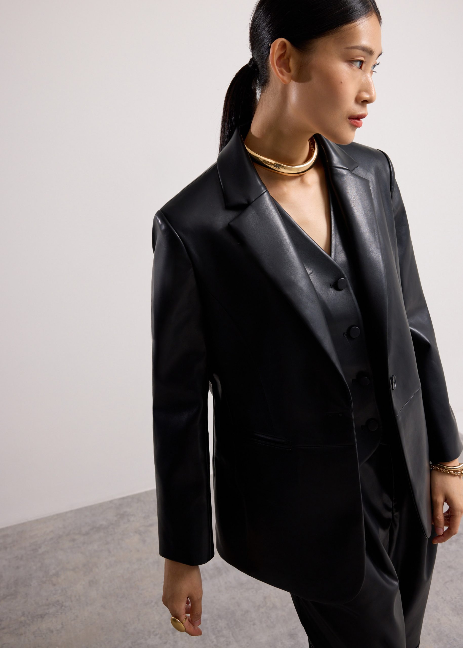 RuchedReady® Rachel Relaxed Vegan Leather Longline Blazer - Image 2