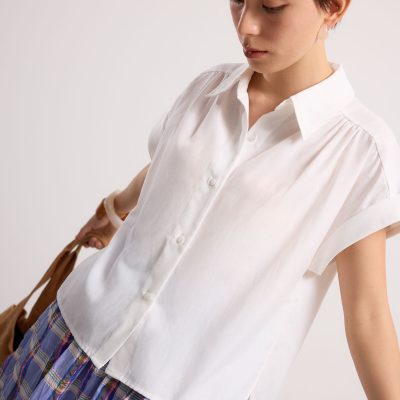 Rupi Oxford Collared Button Down Shirt