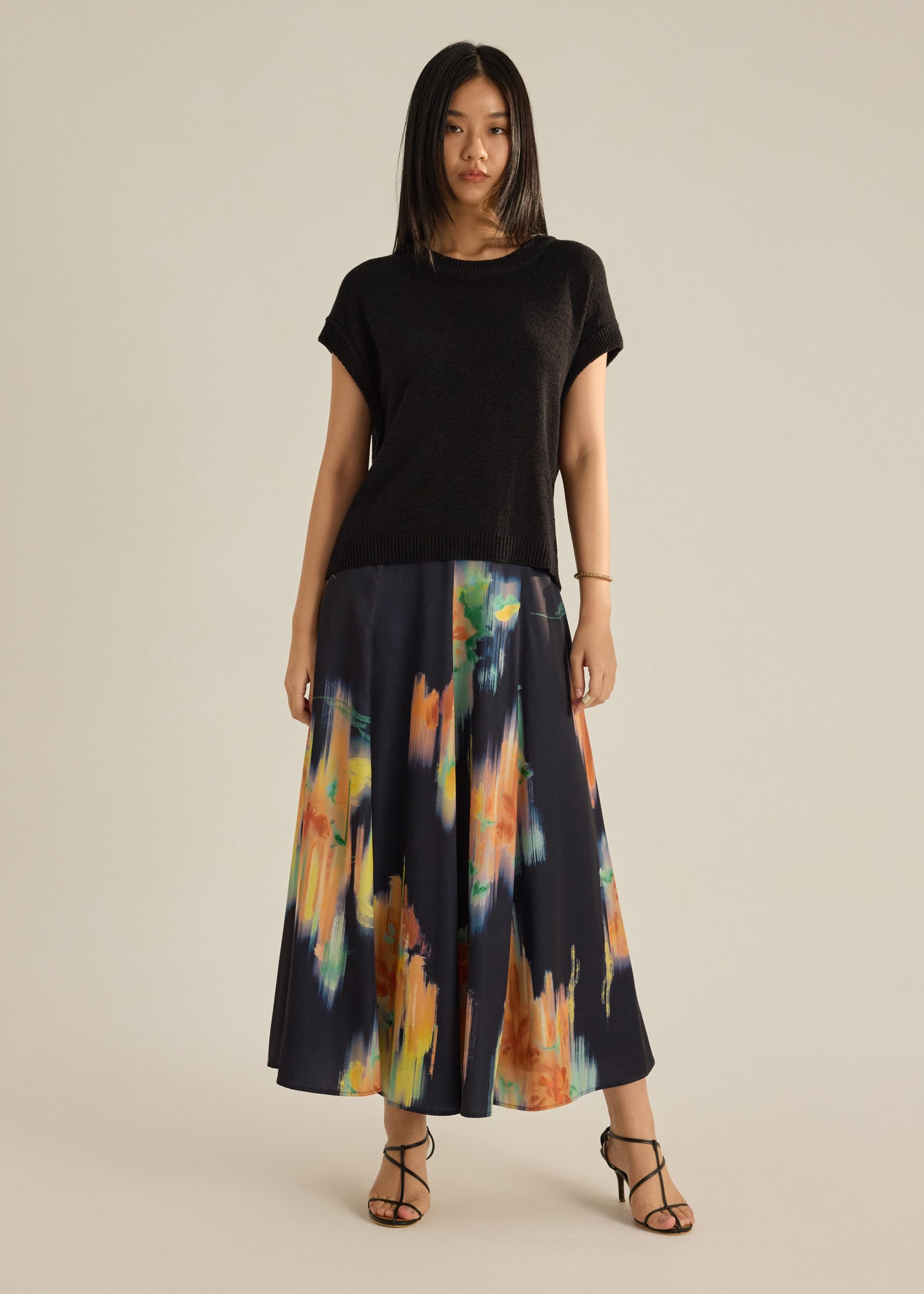 Knit Relaxed Round Neck Top - Image 10