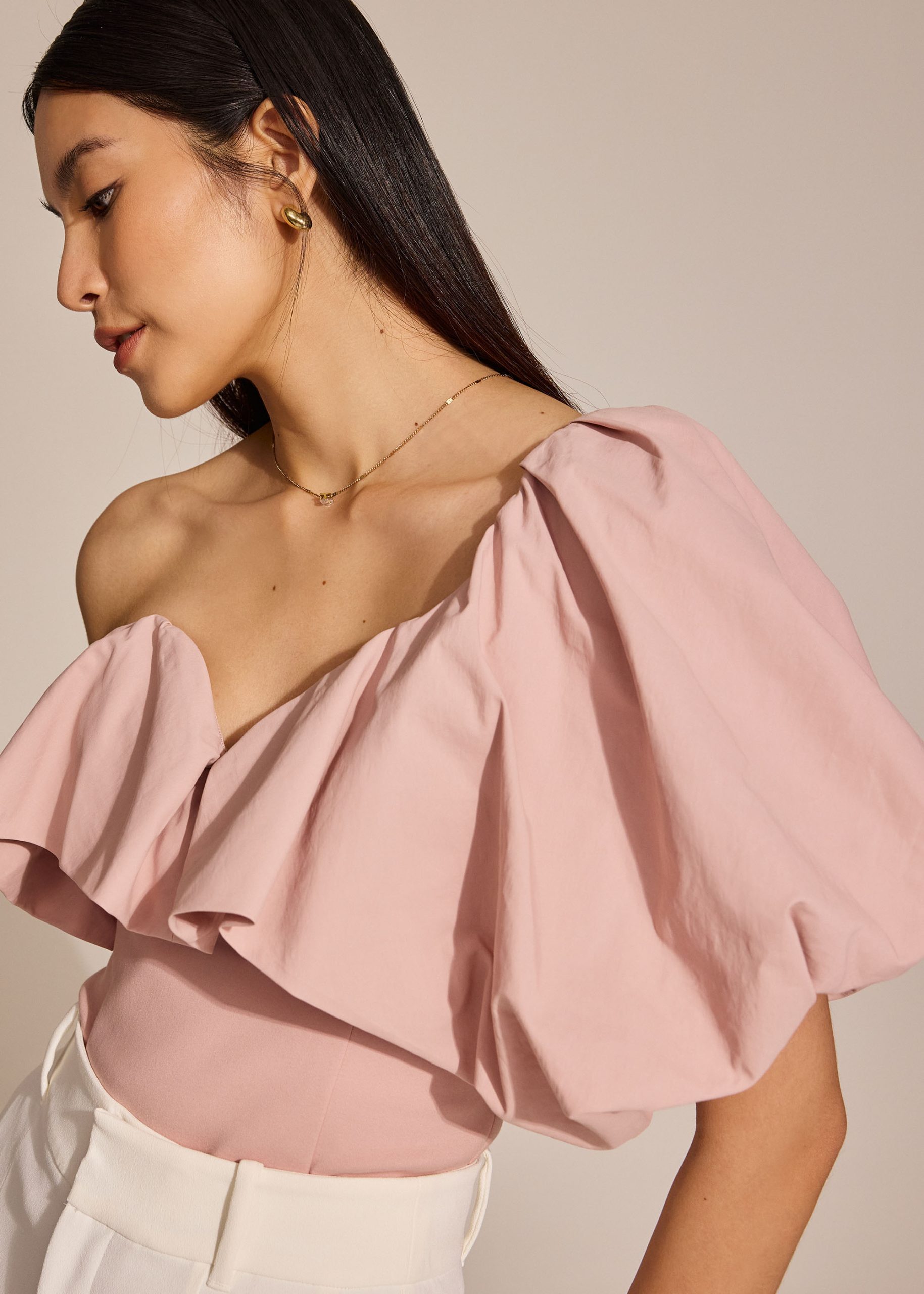 BraFree by LB Asymmetric Puff Sleeve Top - Image 6