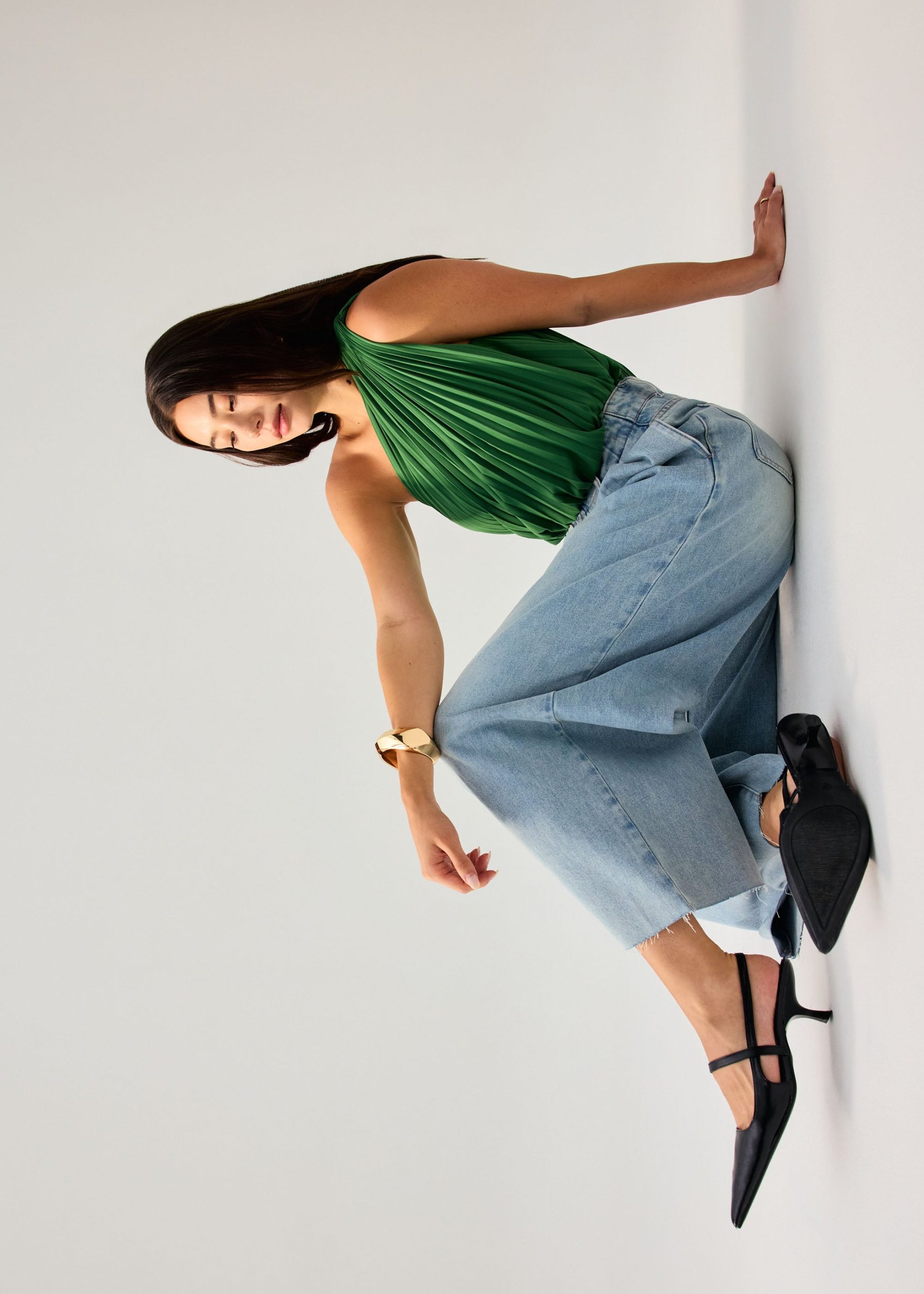 Denim Front Pleat Mid Waist Wide Leg Jeans - Image 6