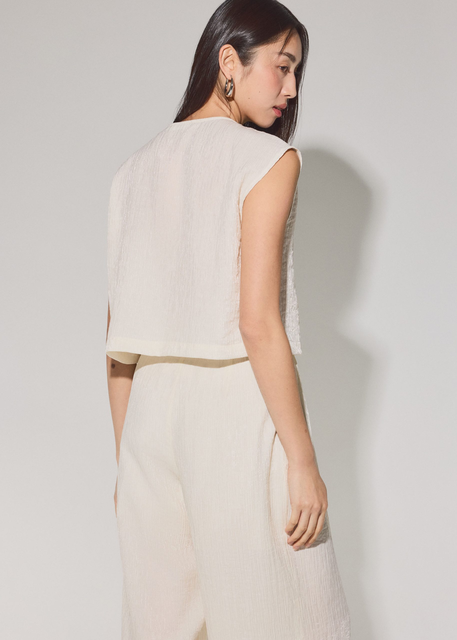 Relaxed Textured Lyocell Button Down Top - Image 11