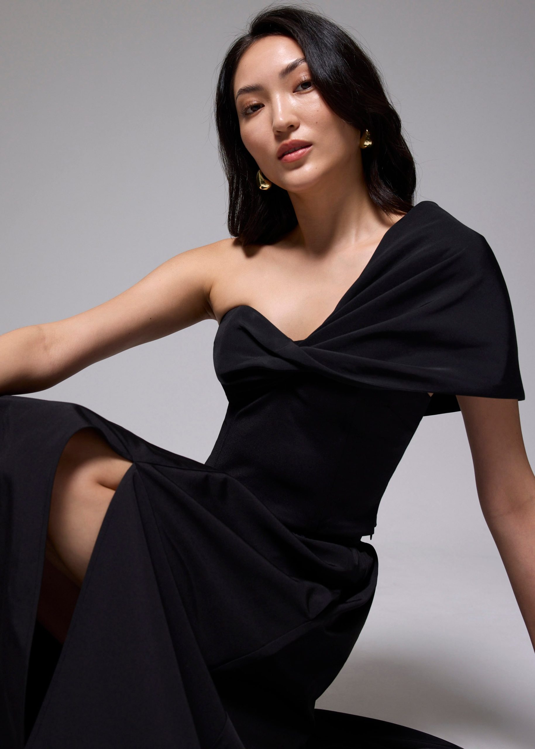 BraFree by LB Asymmetric Front Twist Top - Image 5