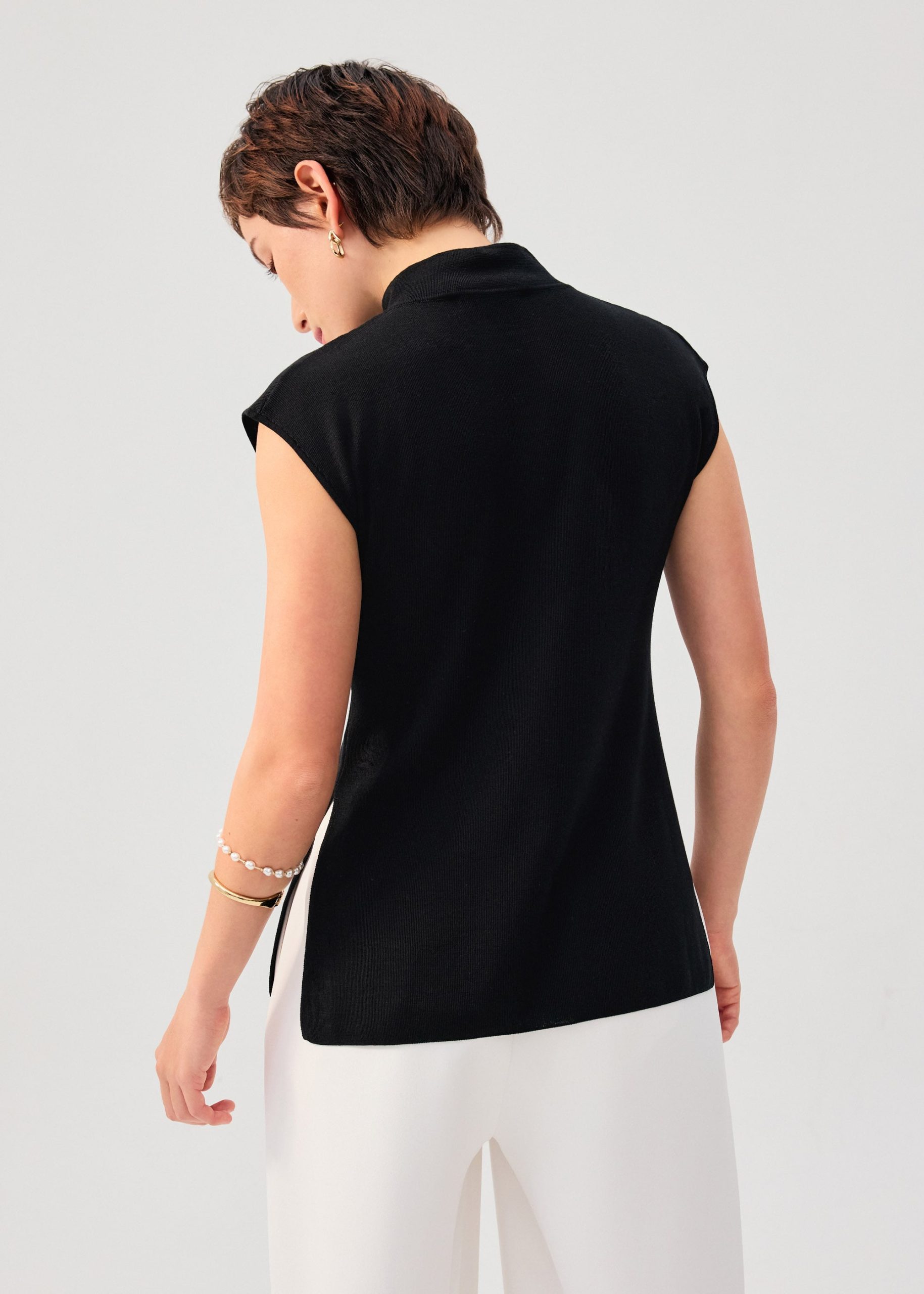Tiffy Mandarin Collar Fitted Top - Image 5