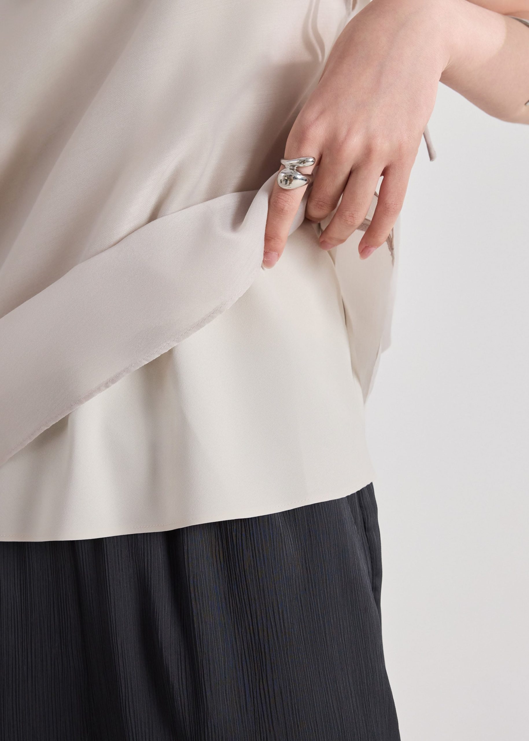 Cahya Organza Top - Image 18