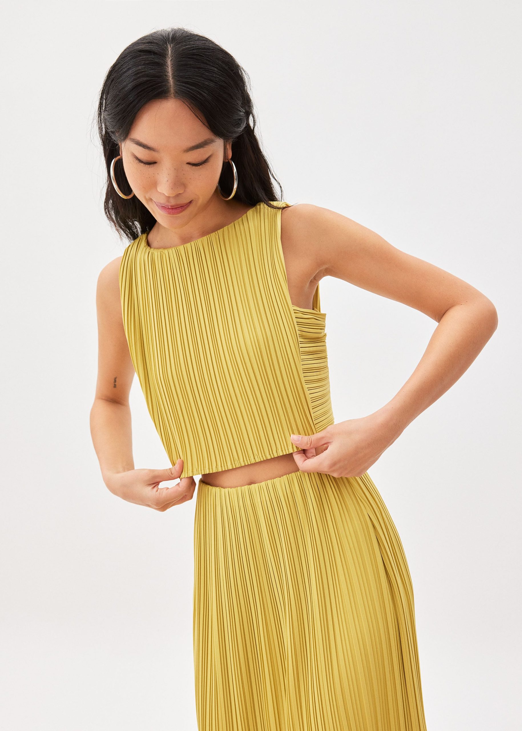 Dez Pleated Boat Neck Crop Top - Image 16