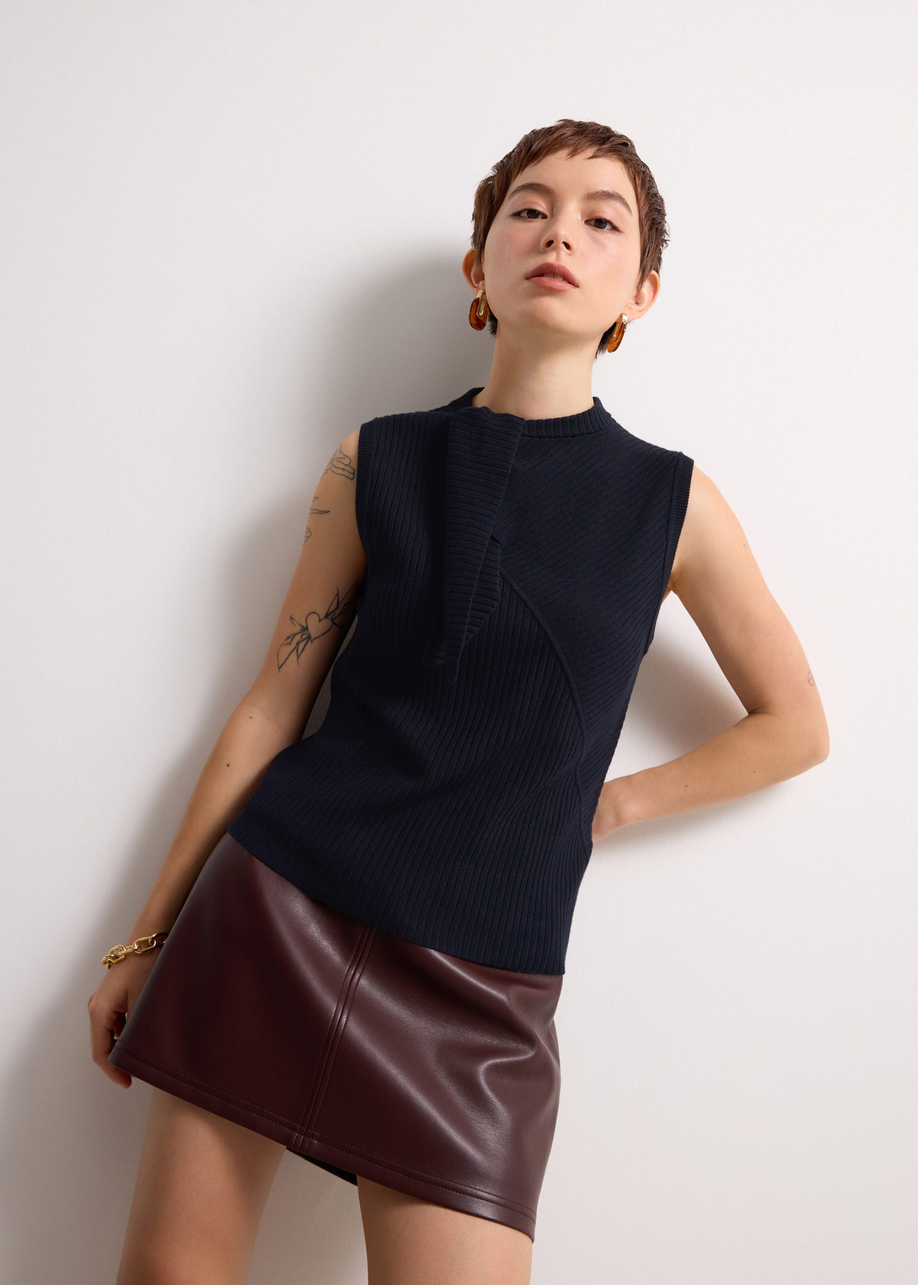 Knit Front Tie Collared Top - Image 11