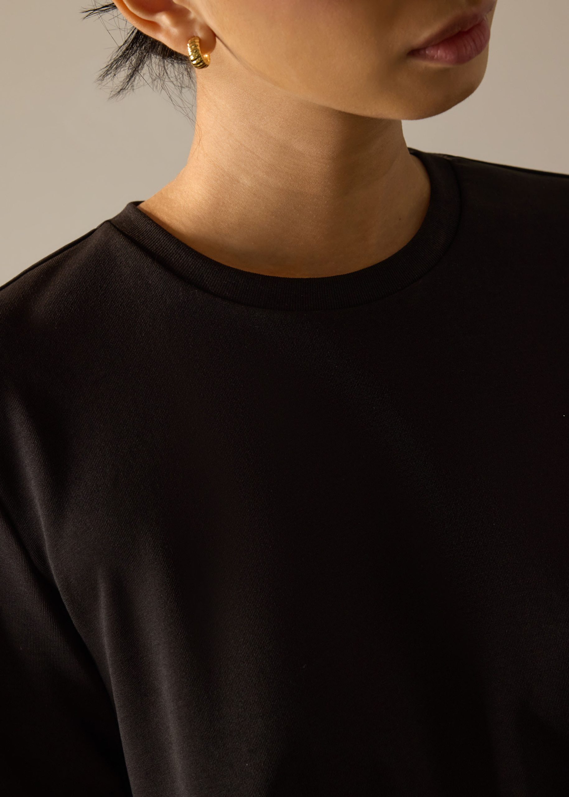 Billie Neoprene Round Neck Trapeze Tee - Image 3