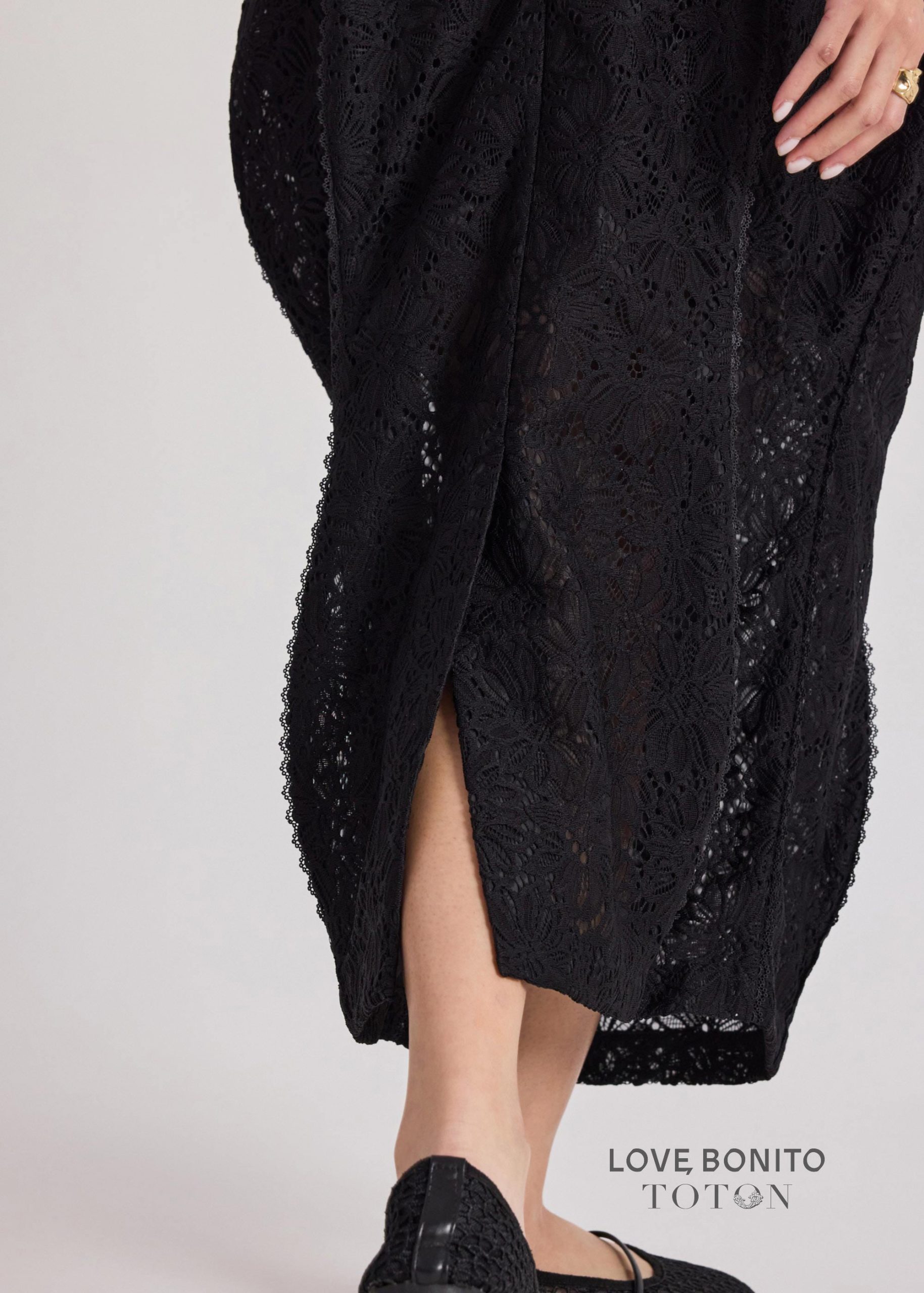Love, Bonito x TOTON Lace Cocoon Skirt - Image 6