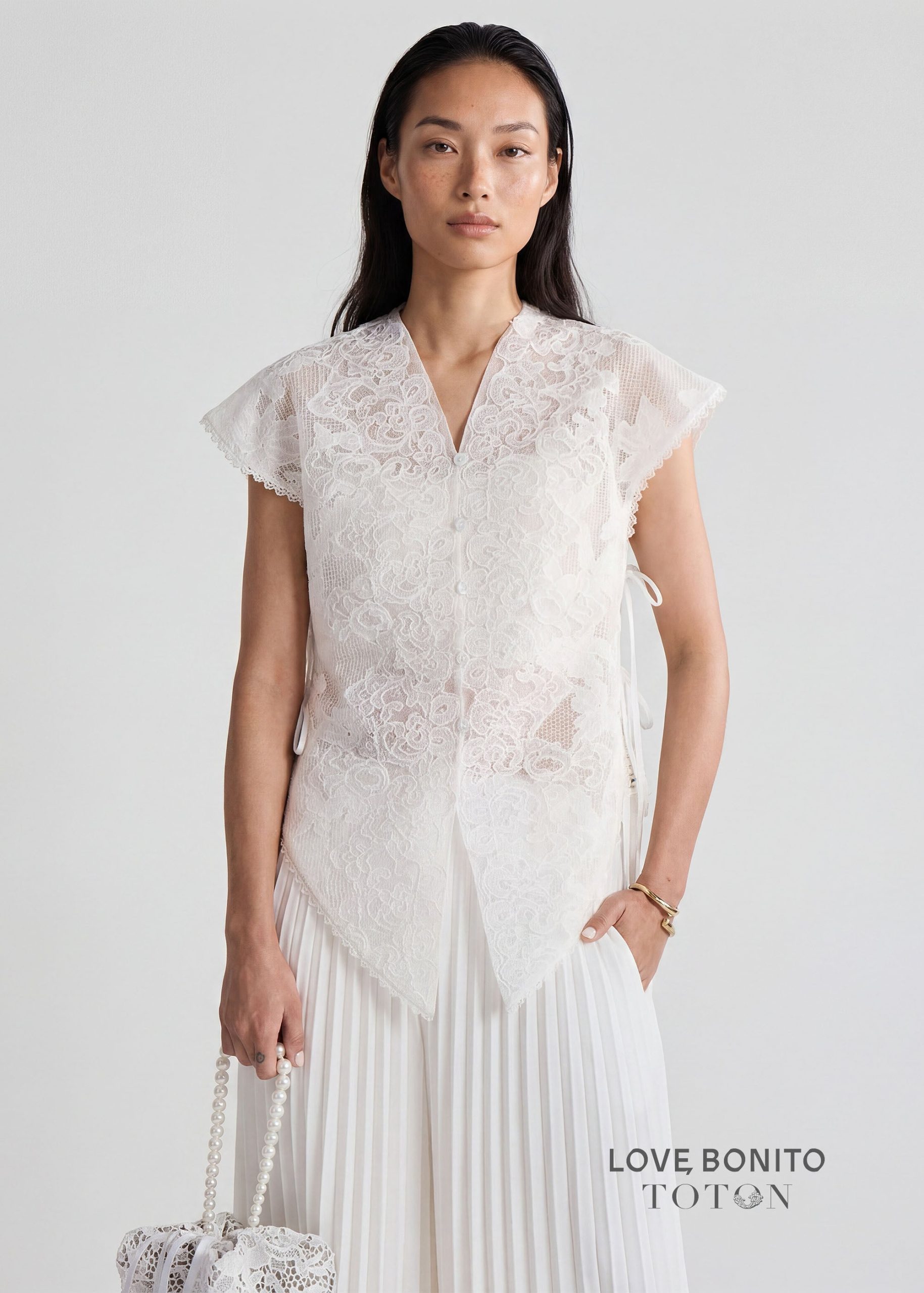 Love, Bonito x TOTON Lace Kebaya Vest - Image 13