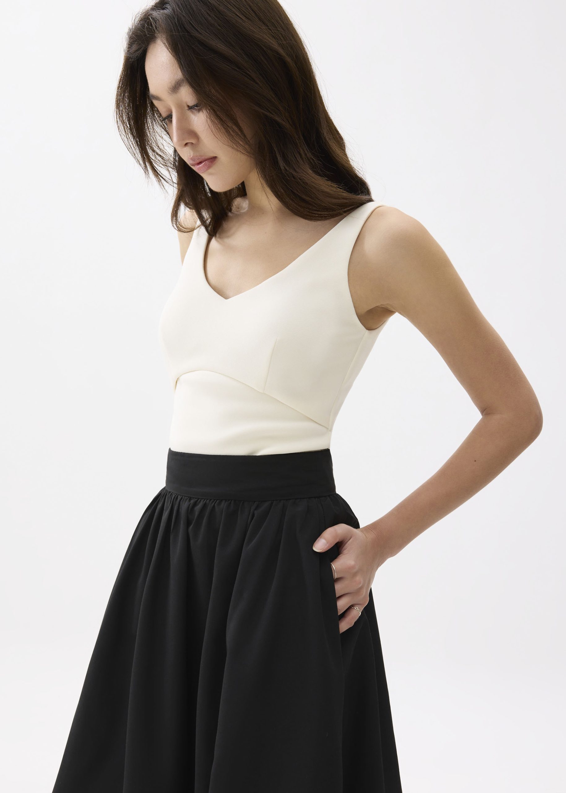 BraFree by LB Natalia Scoop Neck Fitted Top - Image 13