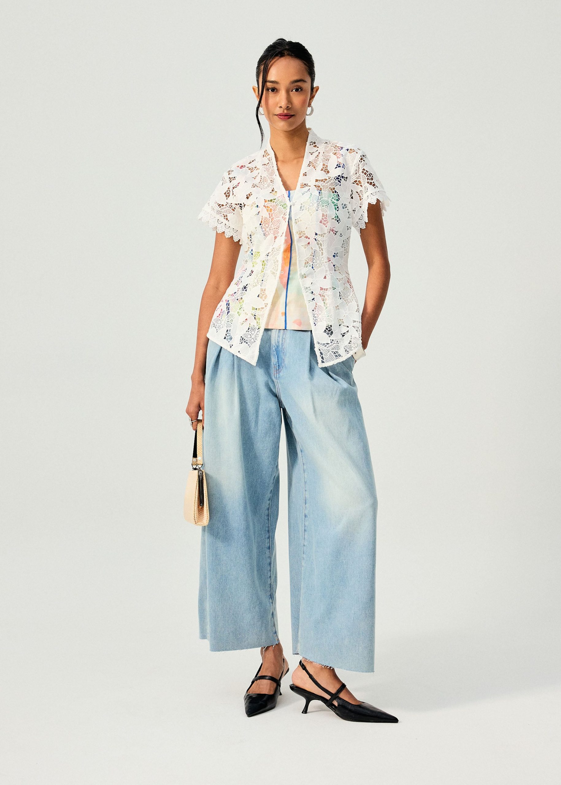 Floral Lace Kebaya Top - Image 9