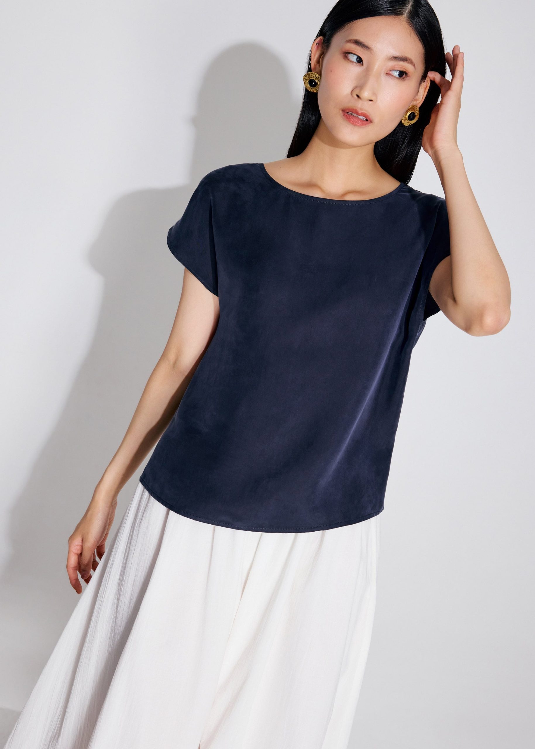 Relaxed Cupro Back Knot Boat Neck Shell Top - Image 4