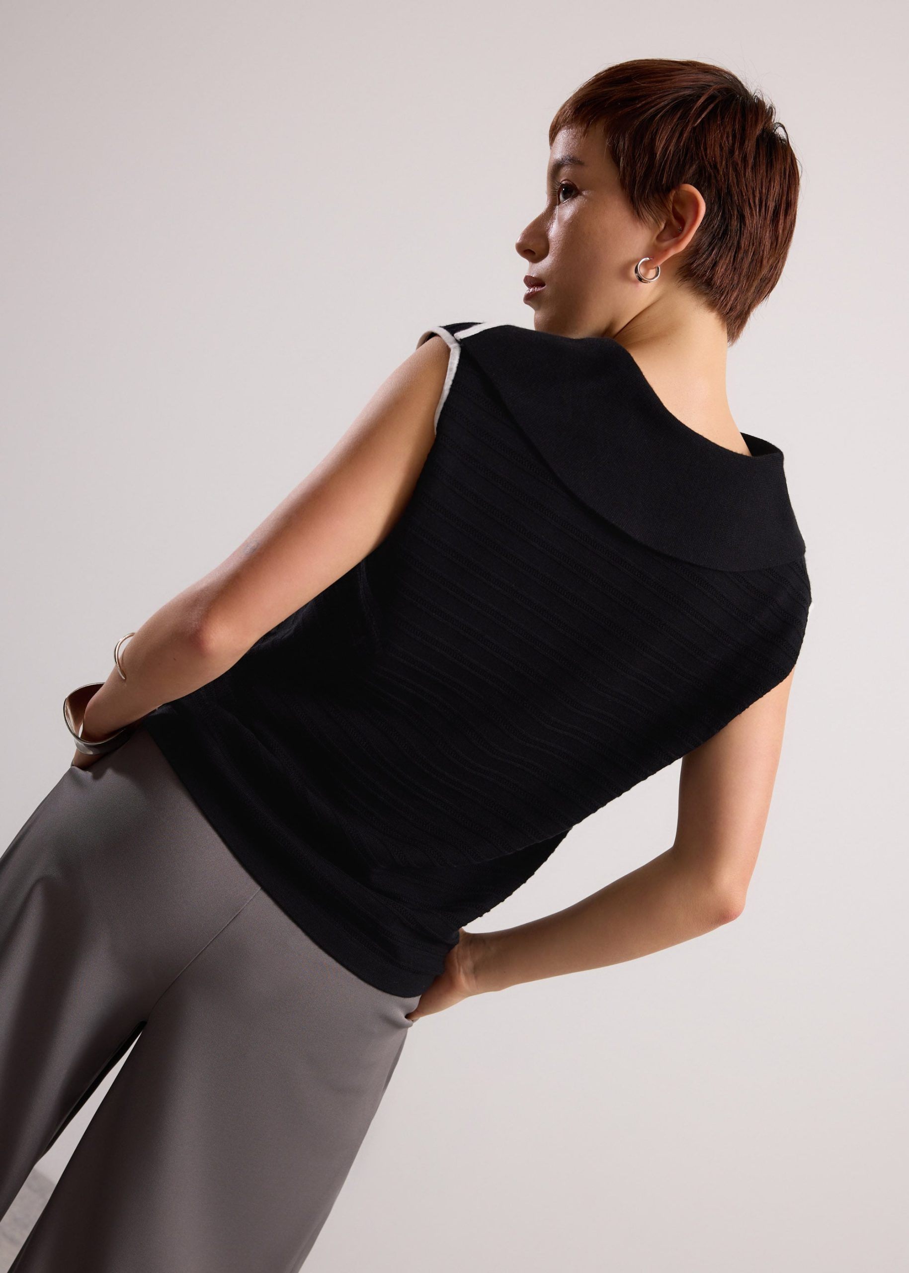 Relaxed Contrast Pointelle Collared Top - Image 8