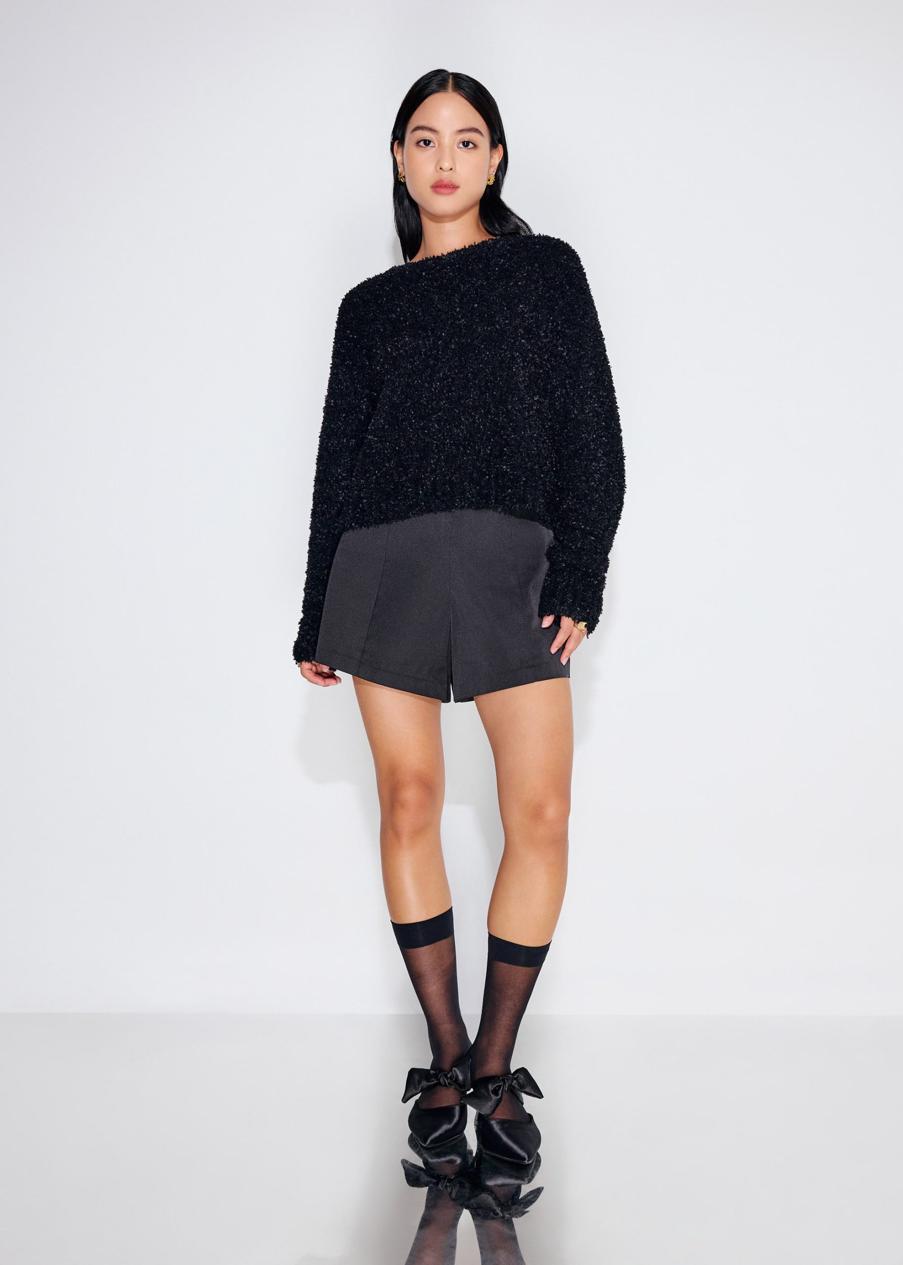 Relaxed Fuzzy Knit Crop Sweater - Image 2