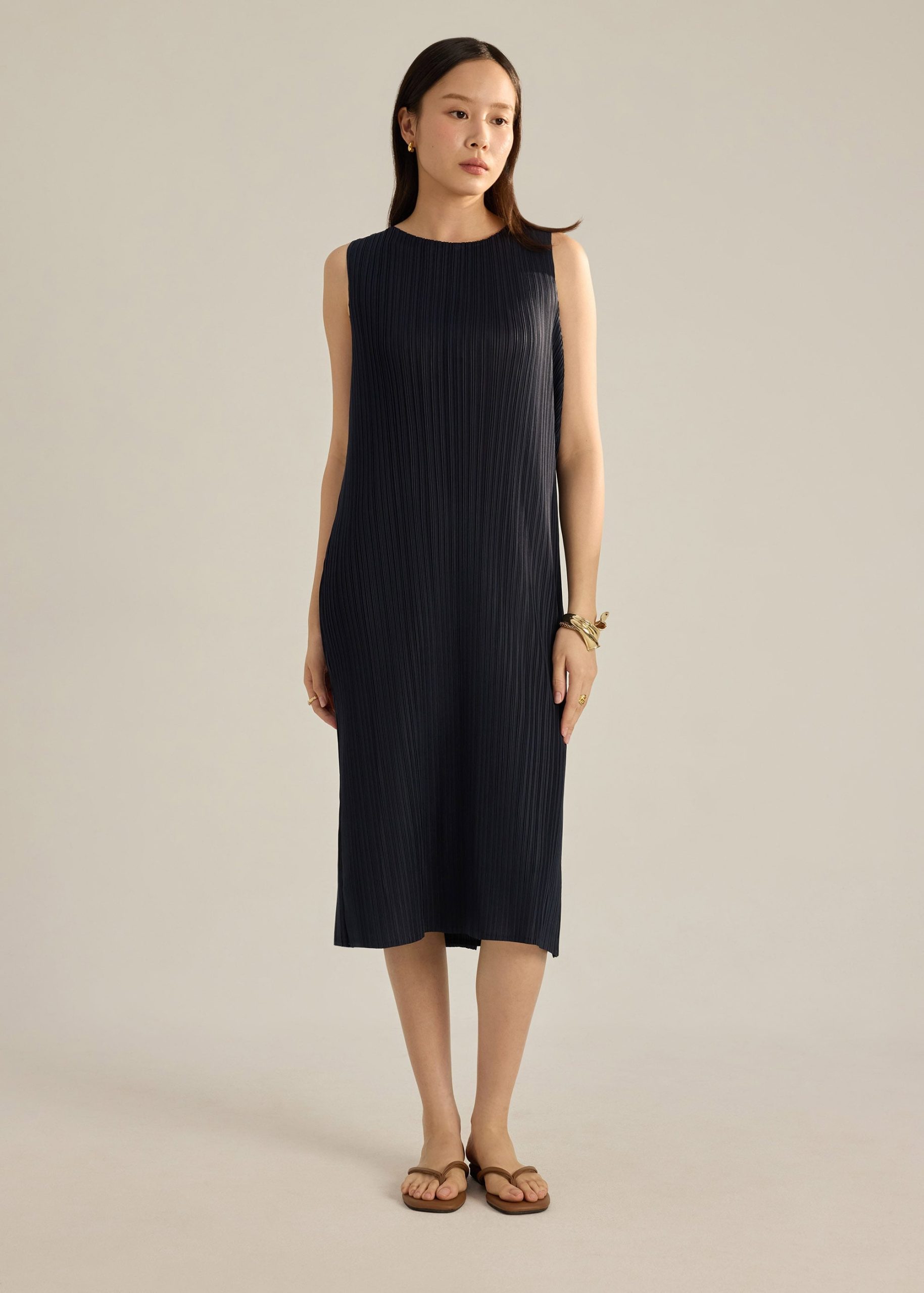Rumi Plissé Column Dress - Image 4