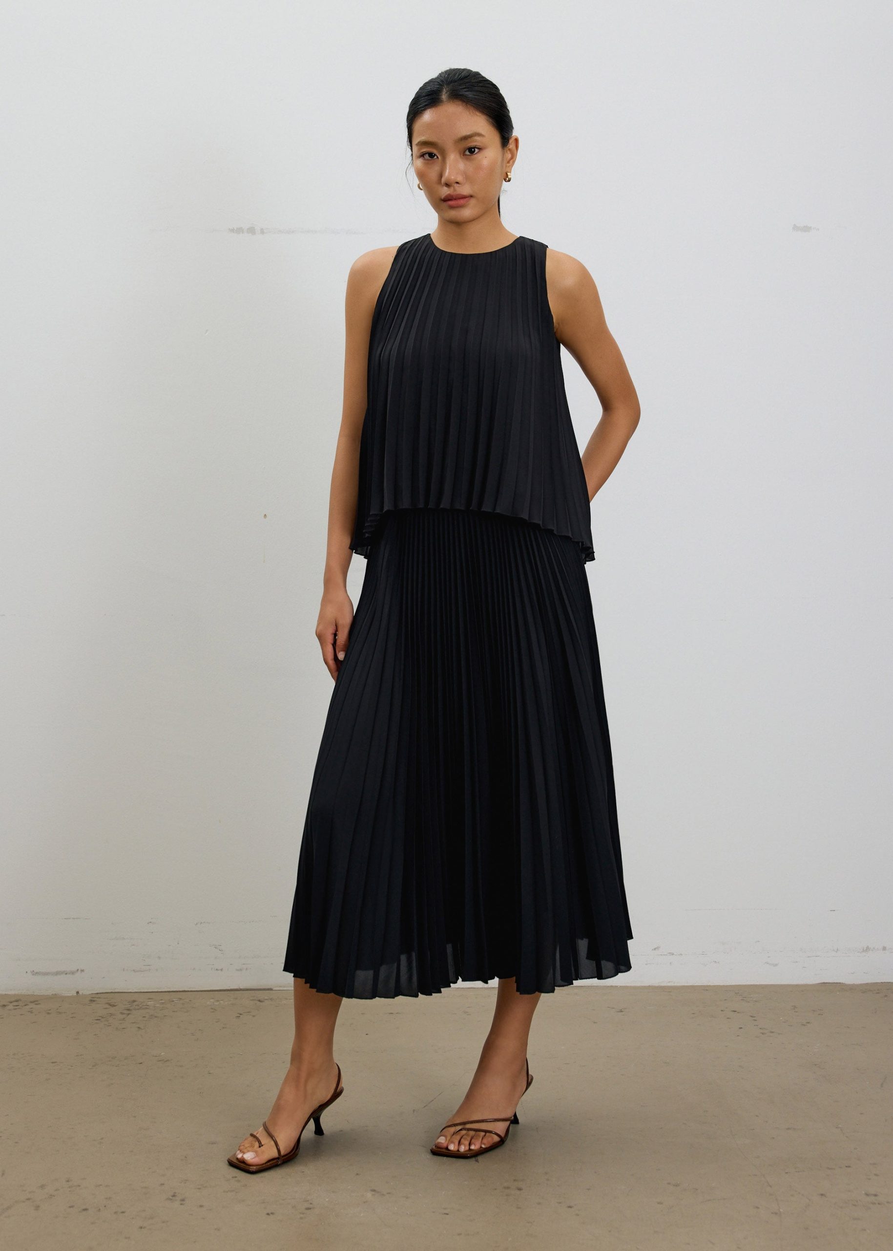 Wei Sunray Pleated Trapeze Shell Top - Image 6