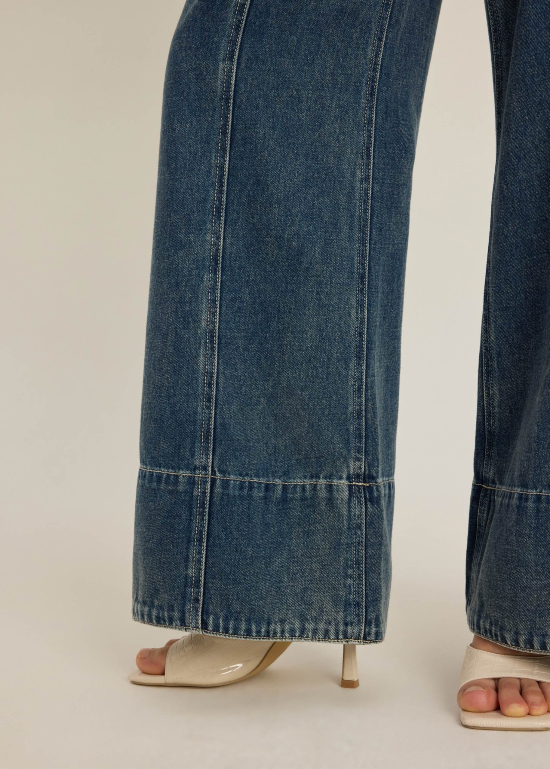Leggy??Denim Panelled Wide Leg Jeans - Image 12