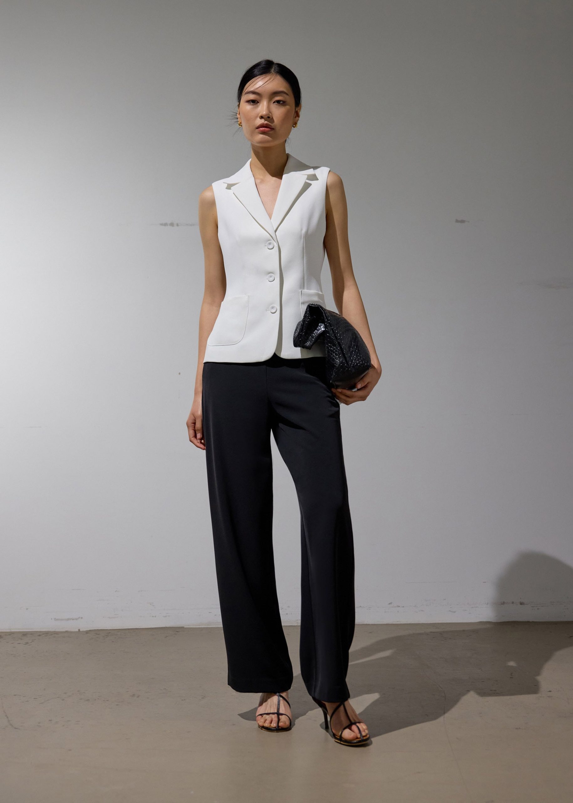 Aika Lightweight Tailored Button Down Vest Top - Image 12