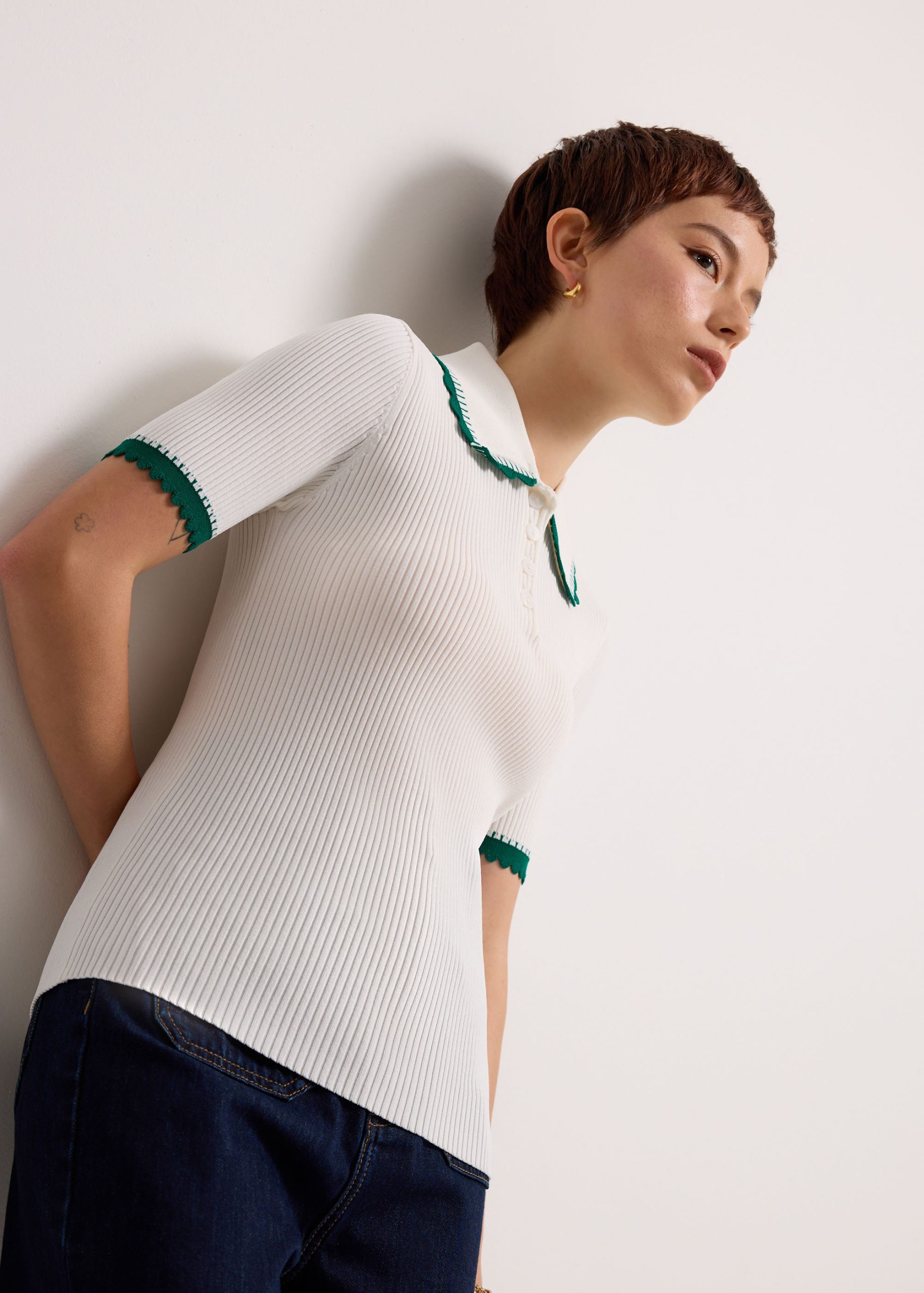 Contrast Trim Pointelle Knit Peter Pan Collar Top - Image 9