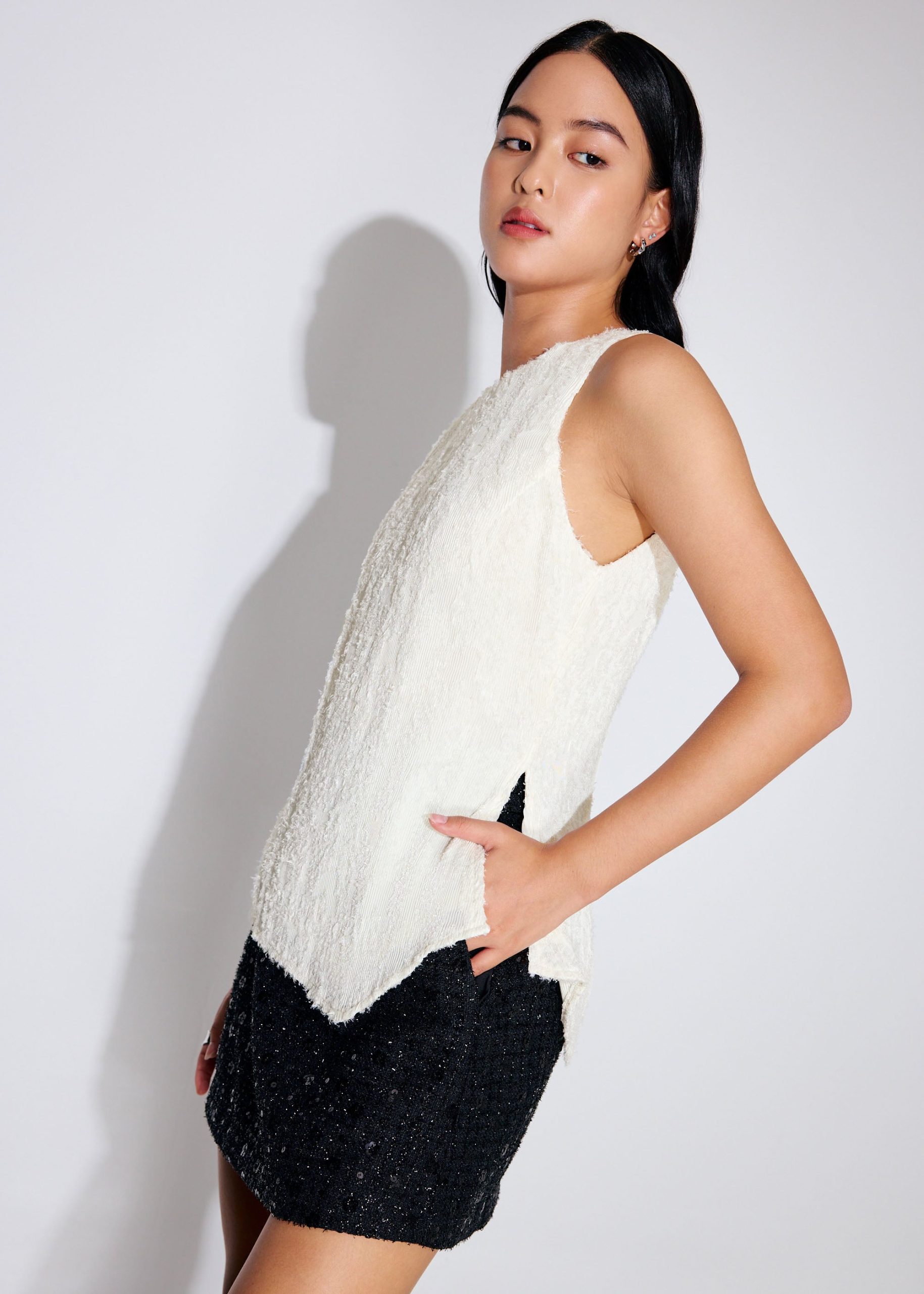 Faye Textured Asymmetric Hem Round Neck Top - Image 10