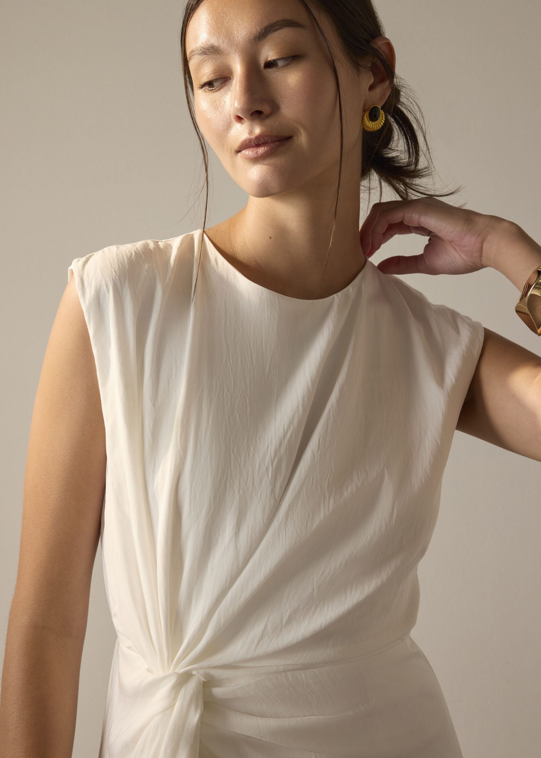 Crinkled Twist Knot Midaxi Dress - Image 14
