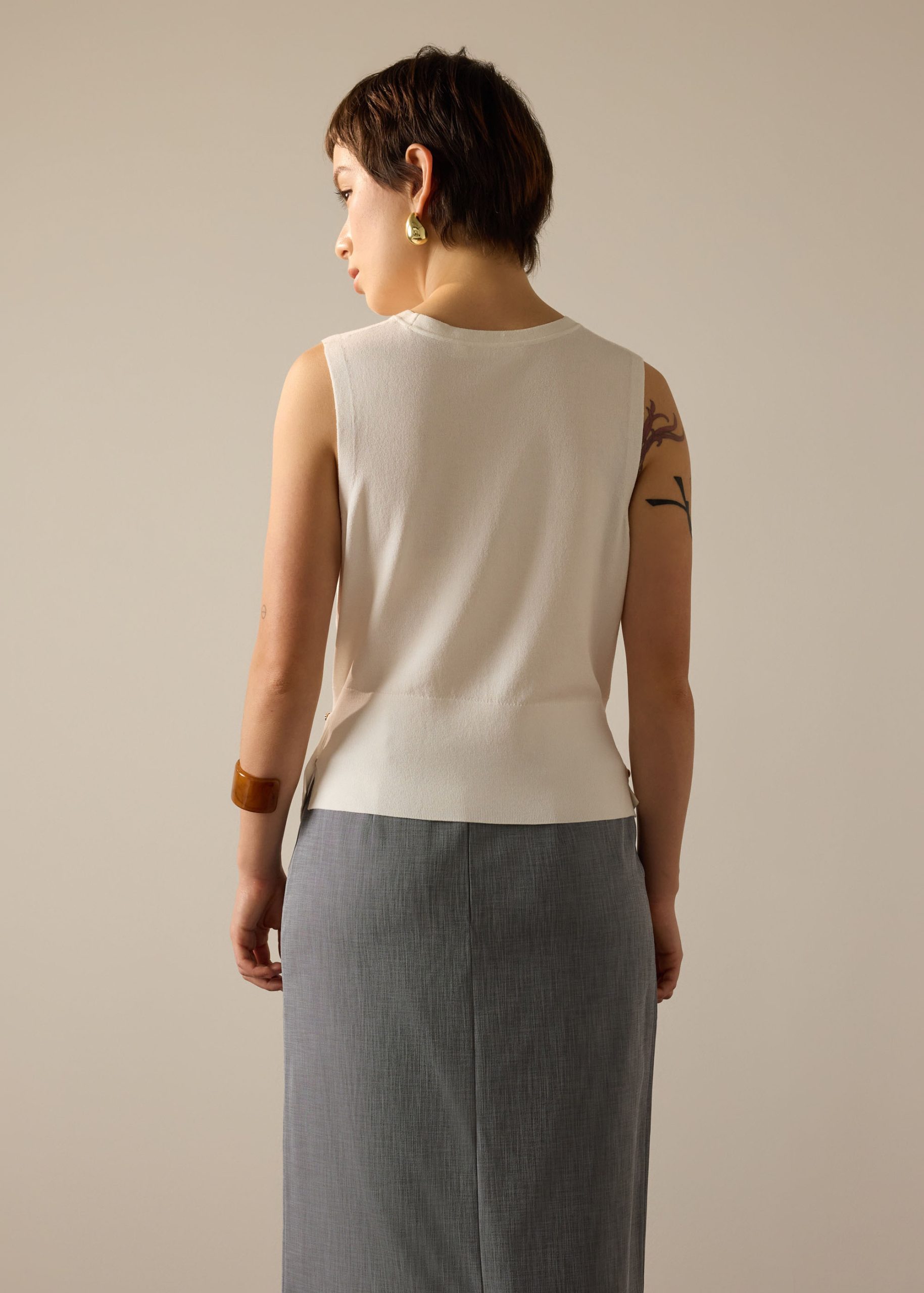 Tasya Knit Cross Over Round Neck Tank Top - Image 17