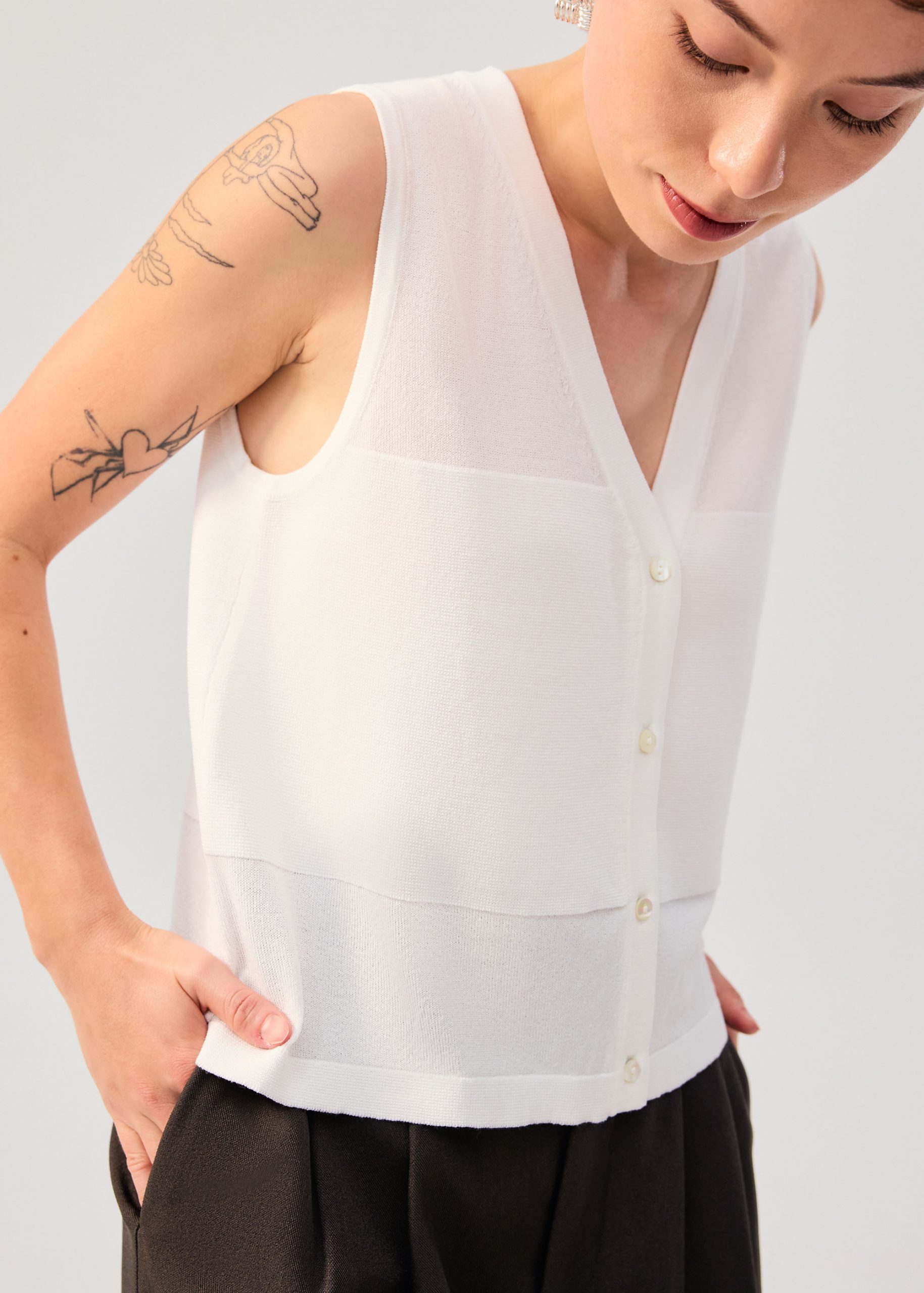 Sheer Knit Front Panel V-Neck Vest Top - Image 8