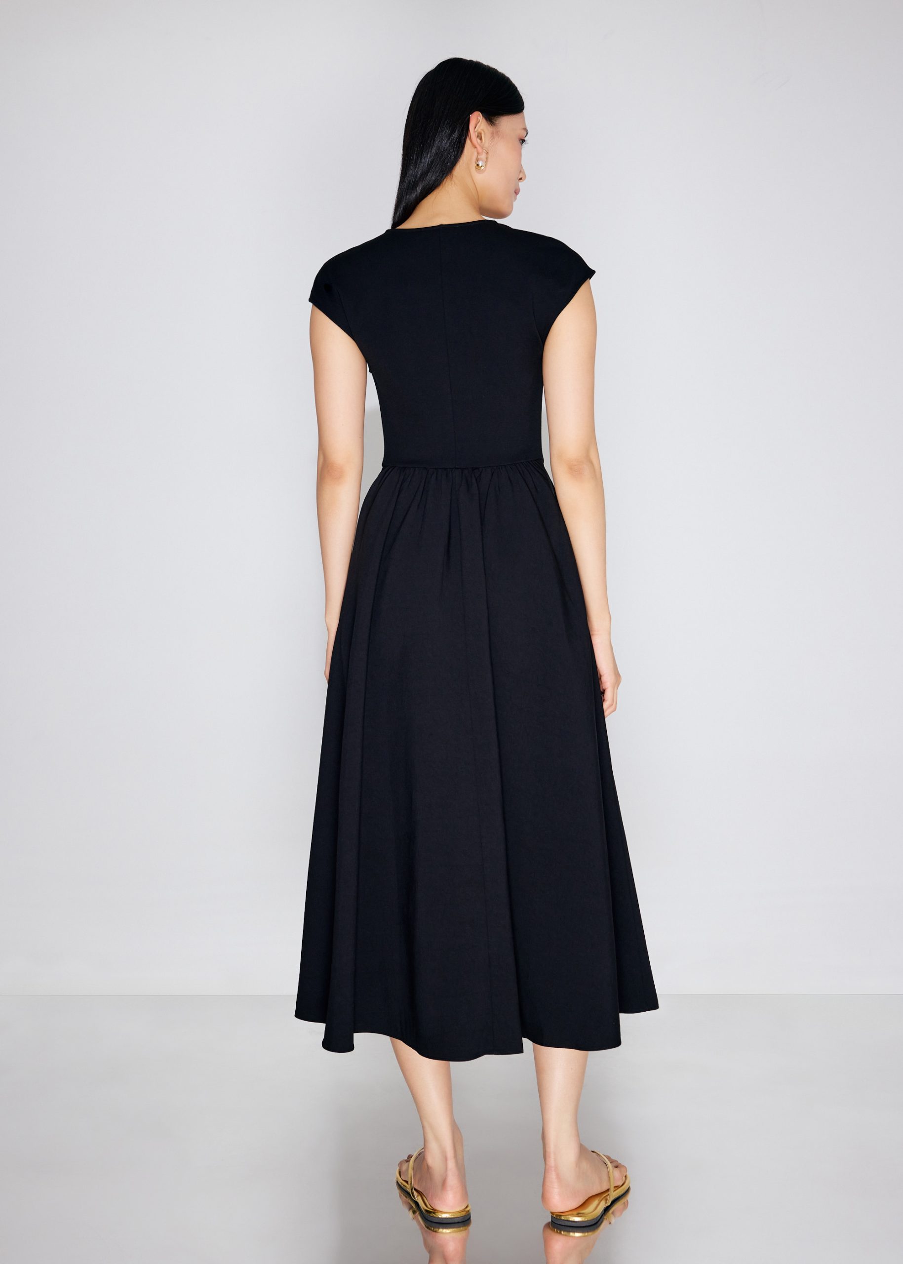 Panelled Mixed Fabric V-Neck Fit & Flare Midaxi Dress - Image 5