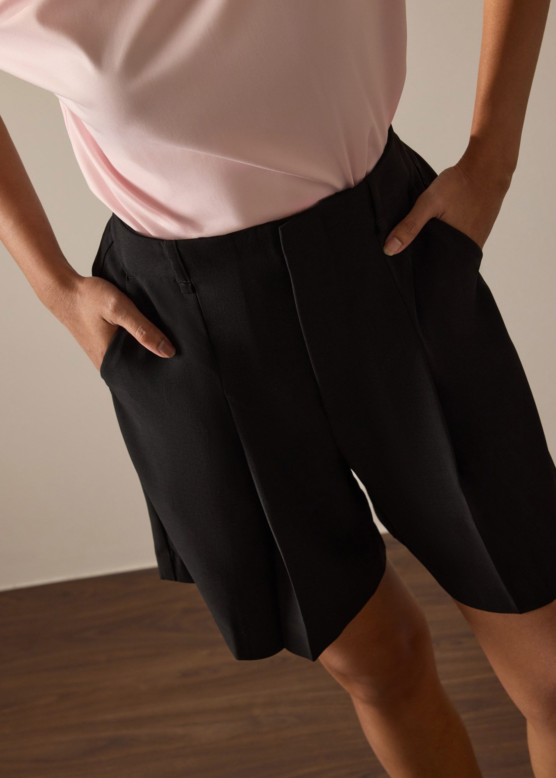 Bea Elastic Melange Pleated High Waist Shorts - Image 6