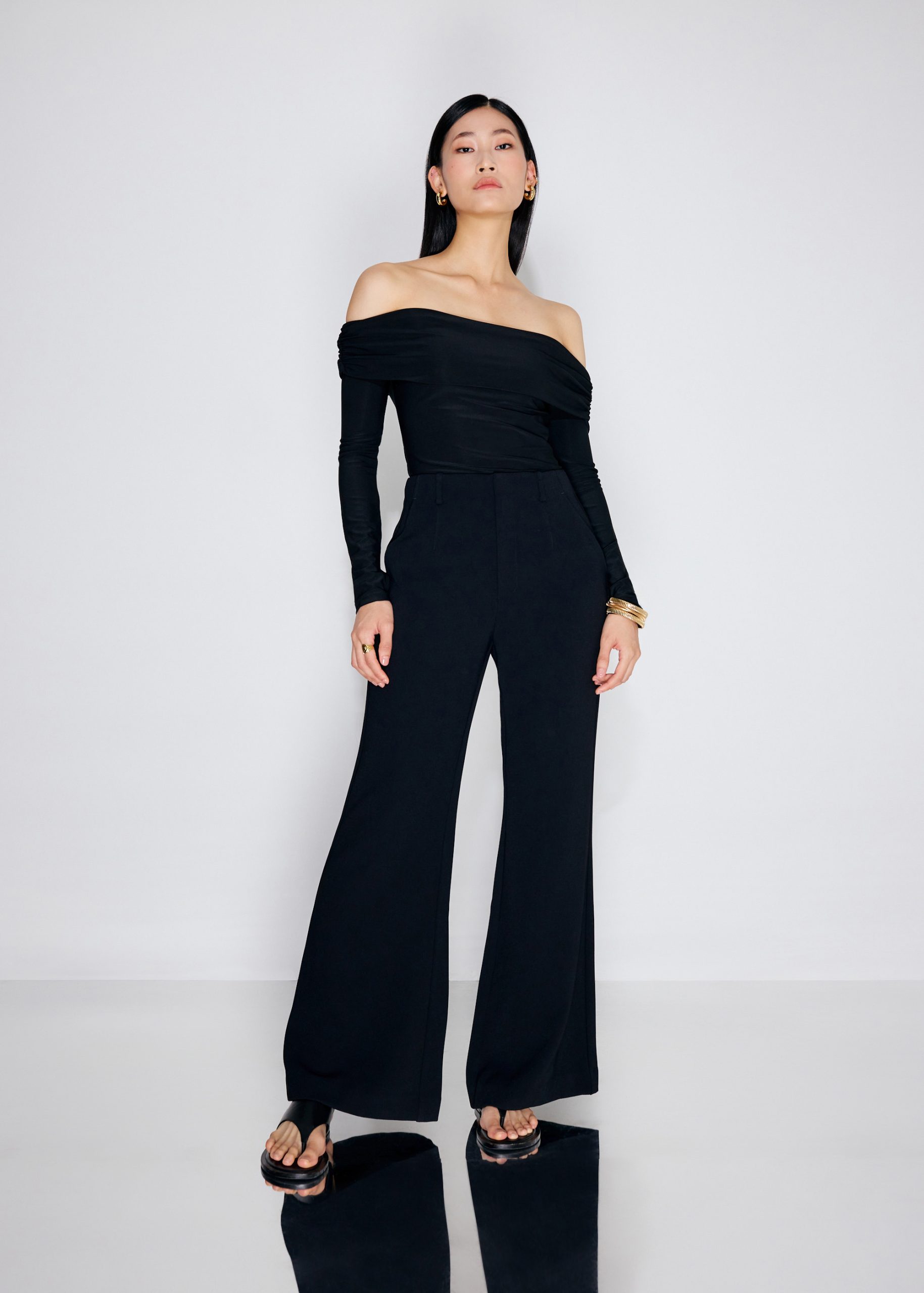 Leggy??Pvara Crepe Kick Flare Pants - Image 8