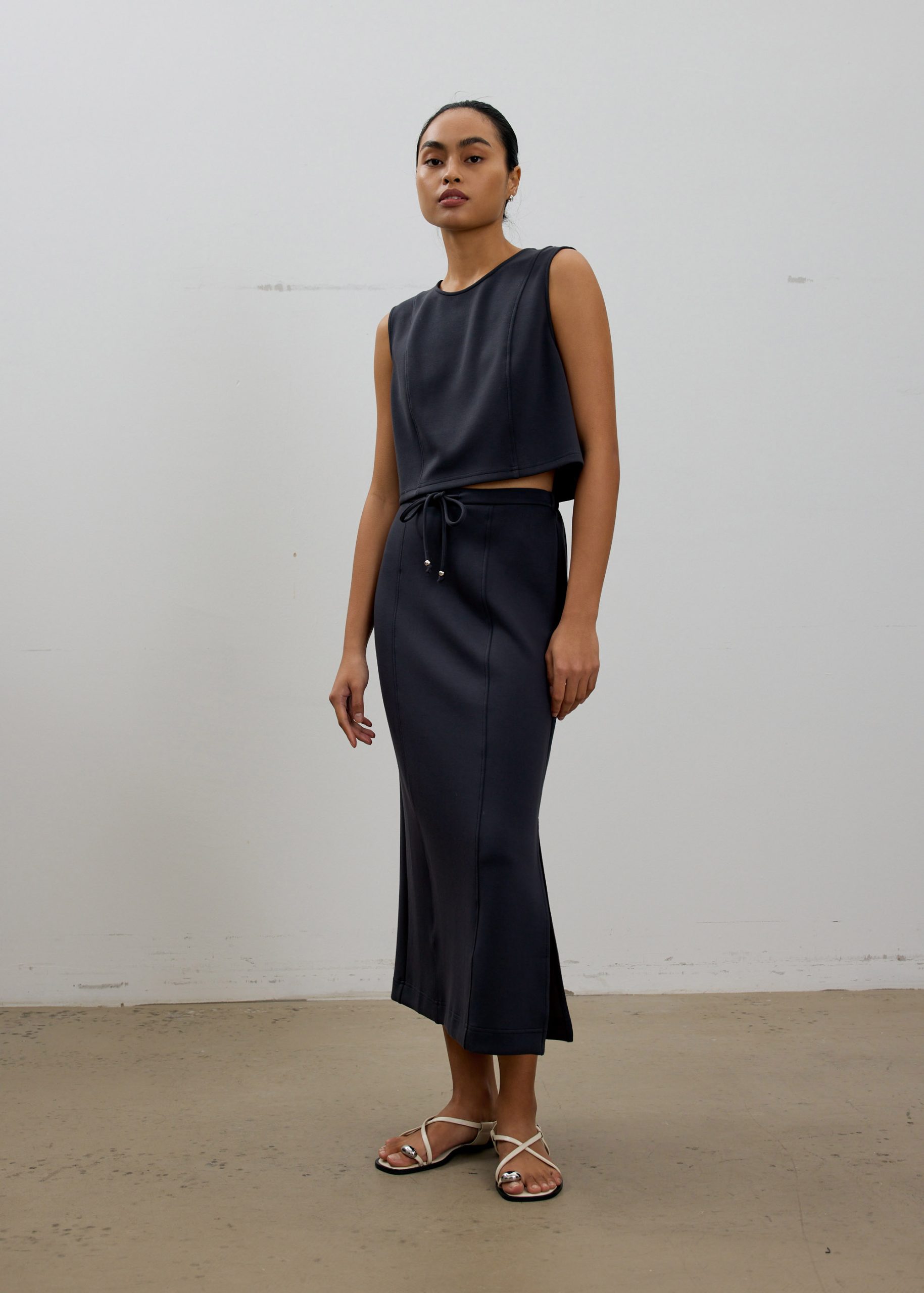 Relaxed Neoprene Crop Tee - Image 9