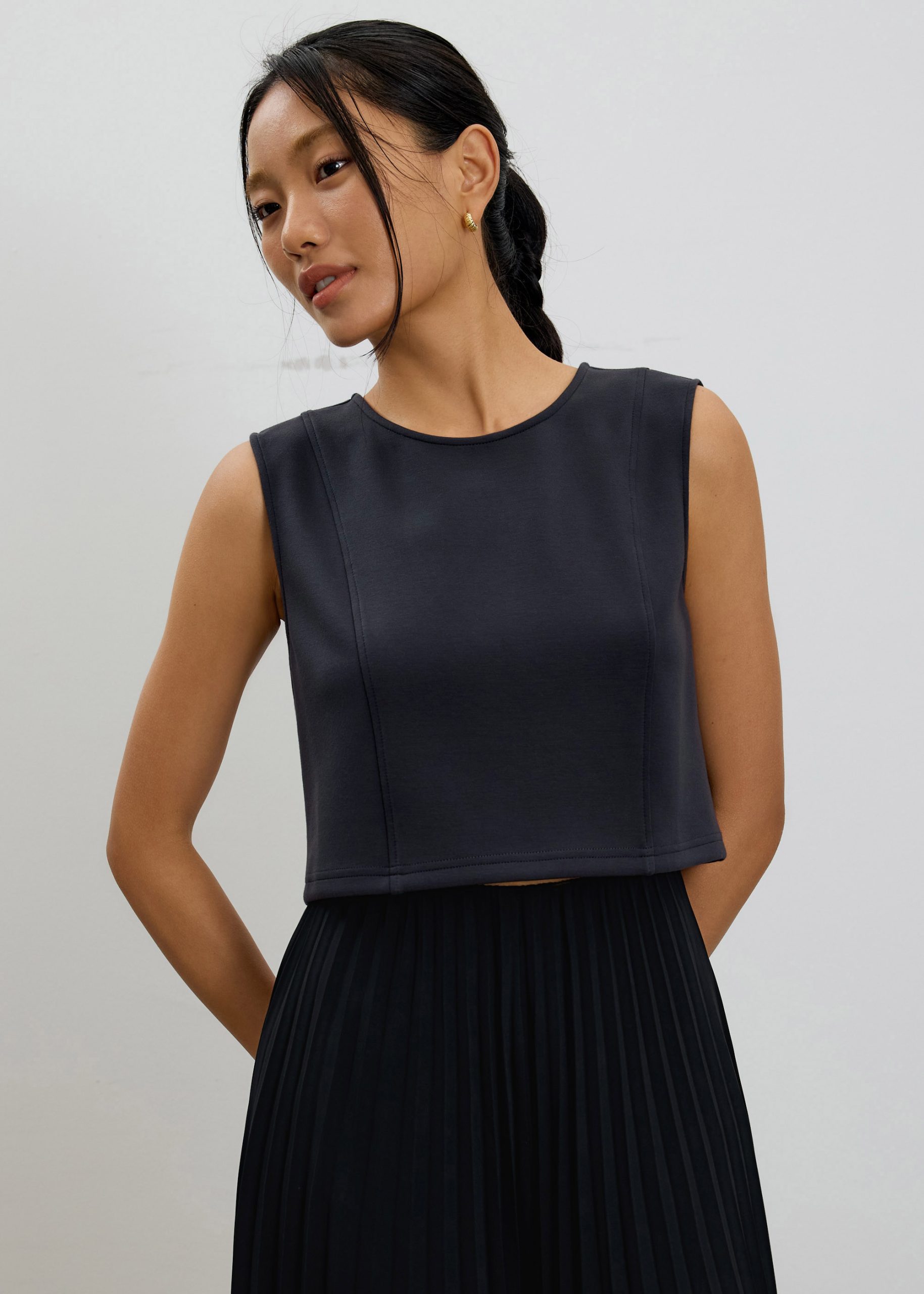 Relaxed Neoprene Crop Tee - Image 7