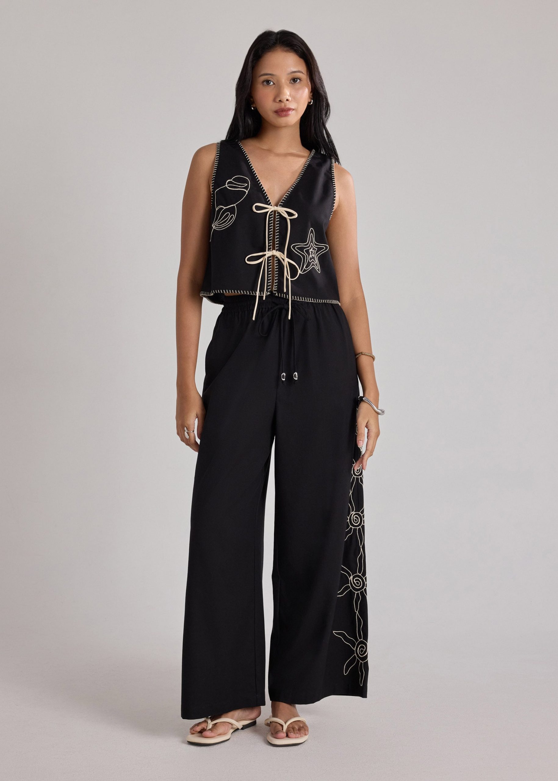 Drawstring Pants in Coastal Charm Embroidery - Image 2