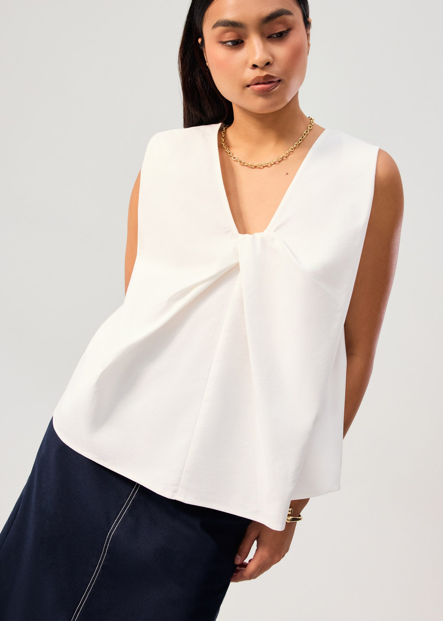 Reversible Relaxed Cotton Knot Shell Top - Image 6